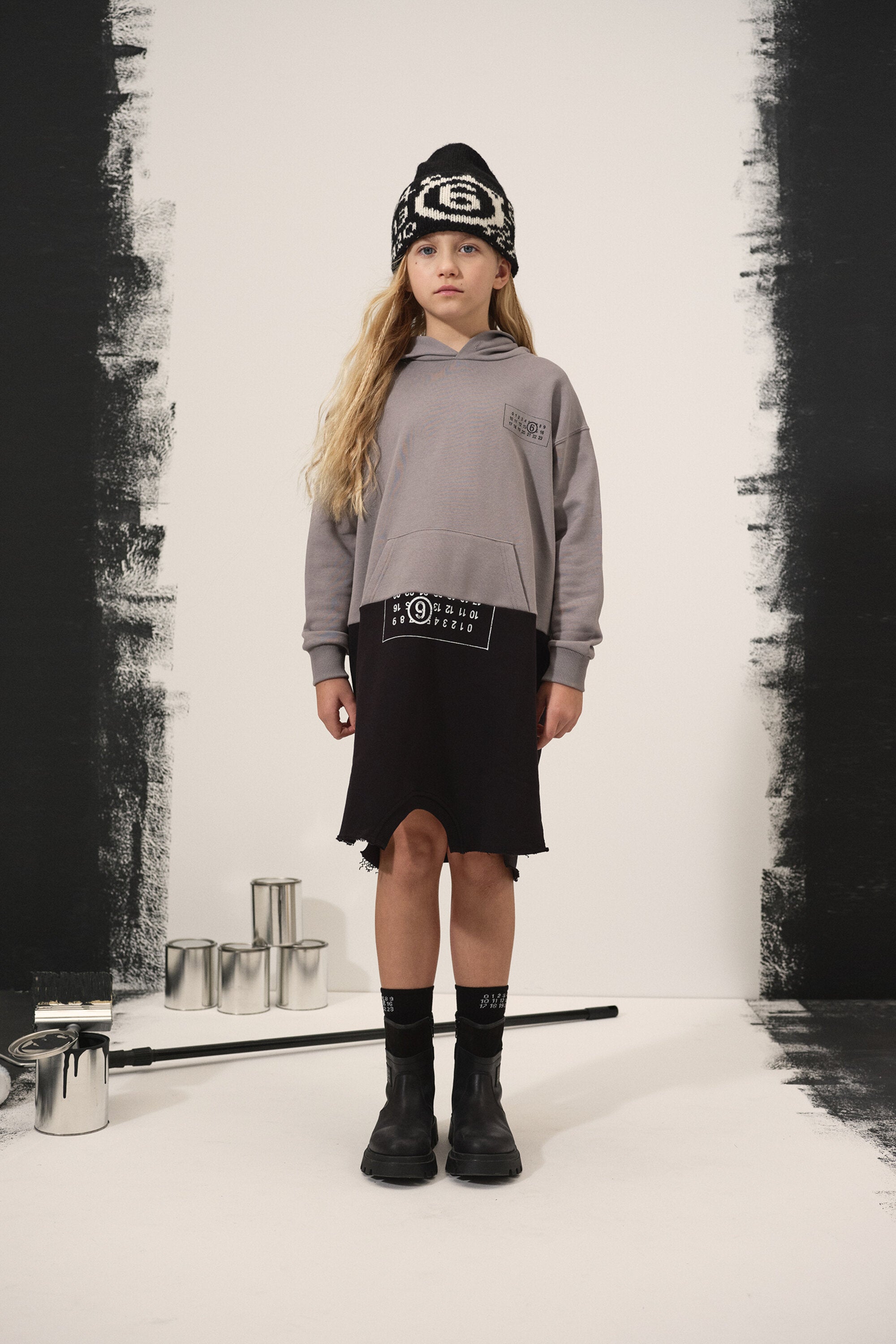 Two-color re-cut sweatshirt maxi dress