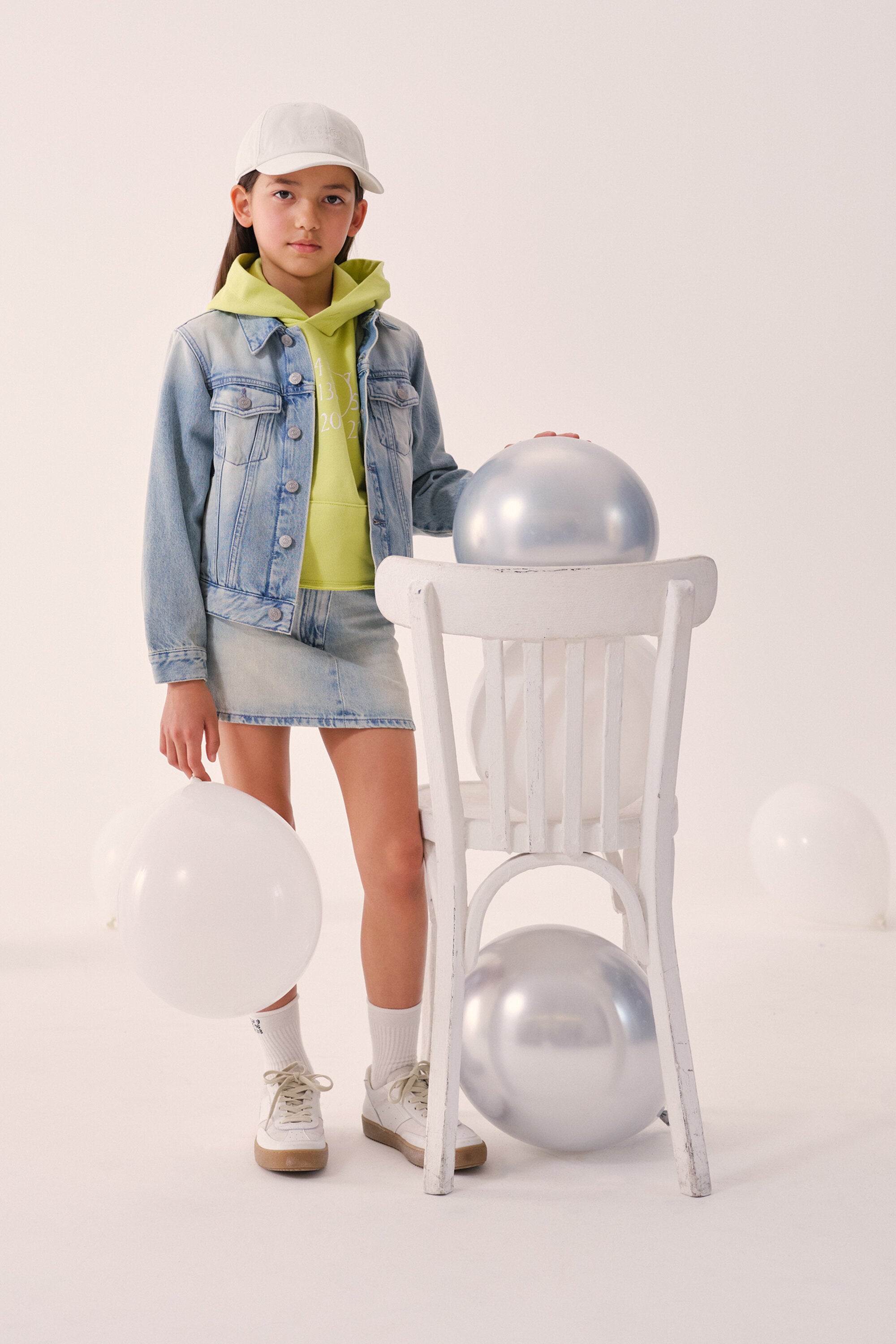 Light wash-effect denim jacket