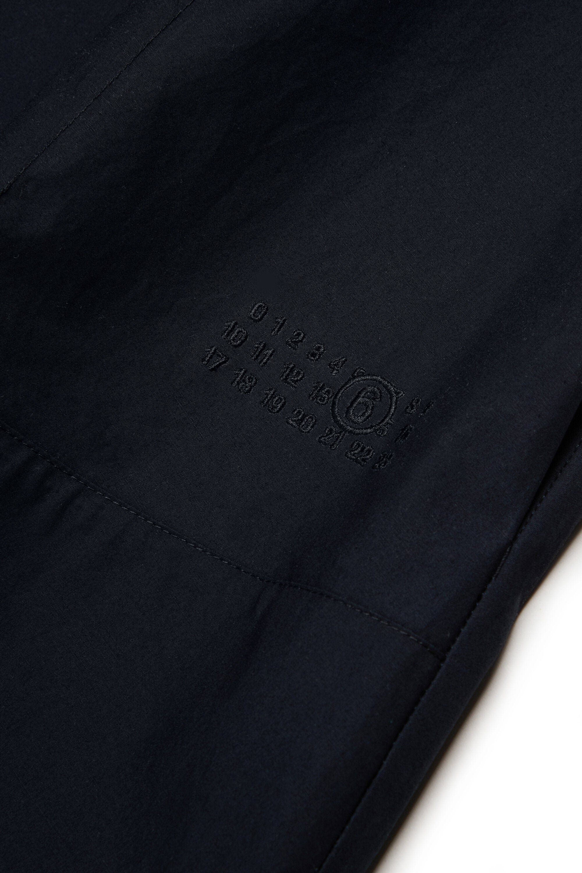 Short-sleeved dress with logo