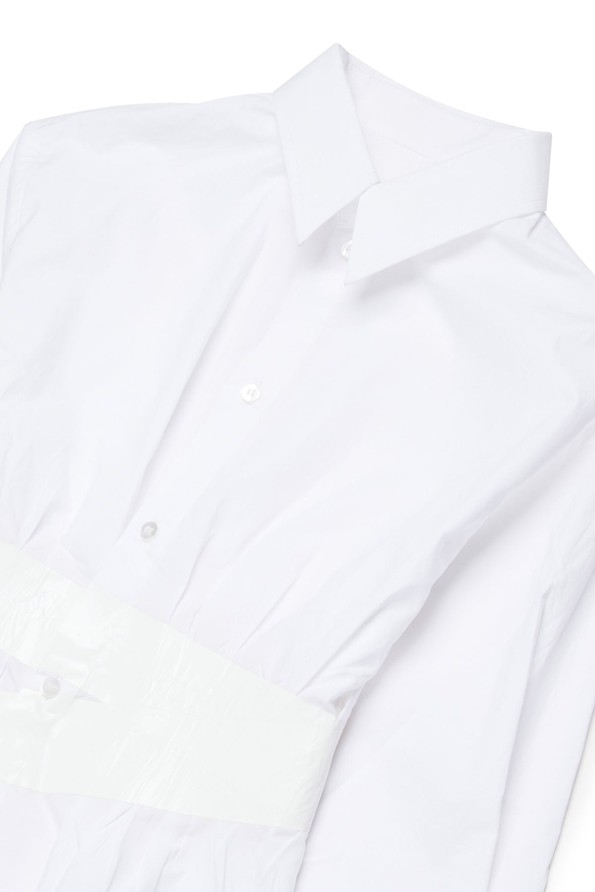 Long-sleeve shirt with belt