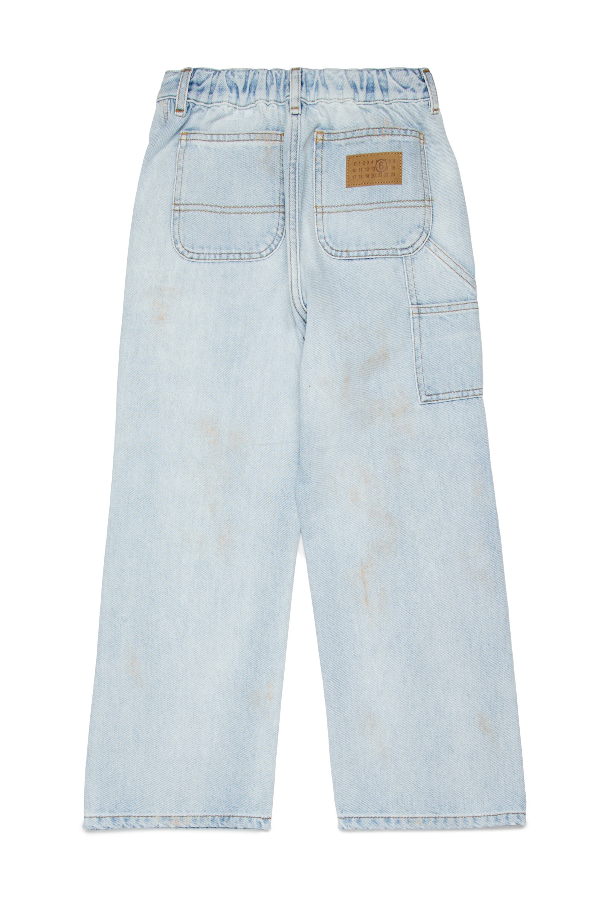Relaxed jeans in light blue wash