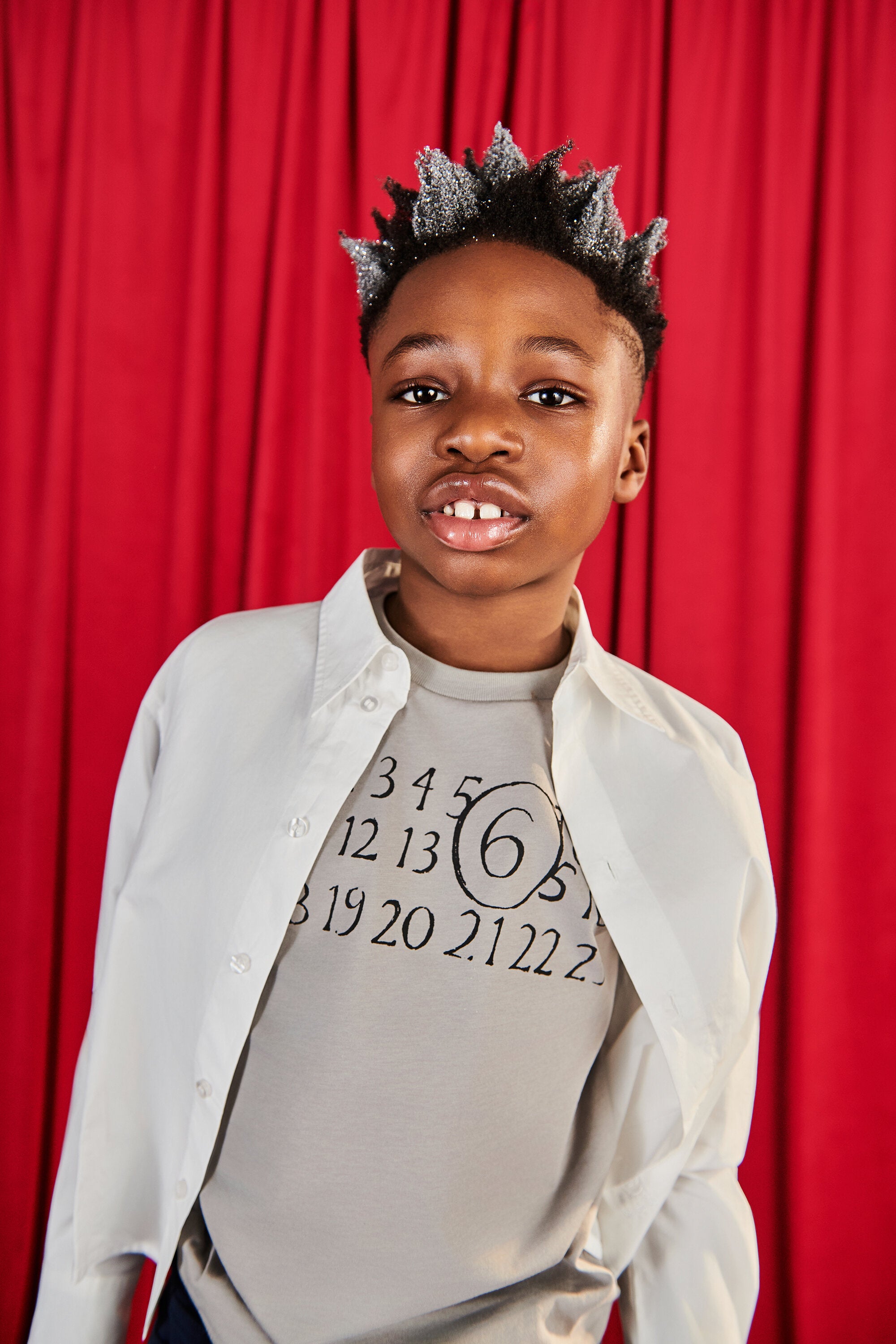 T-shirt with logo on the chest