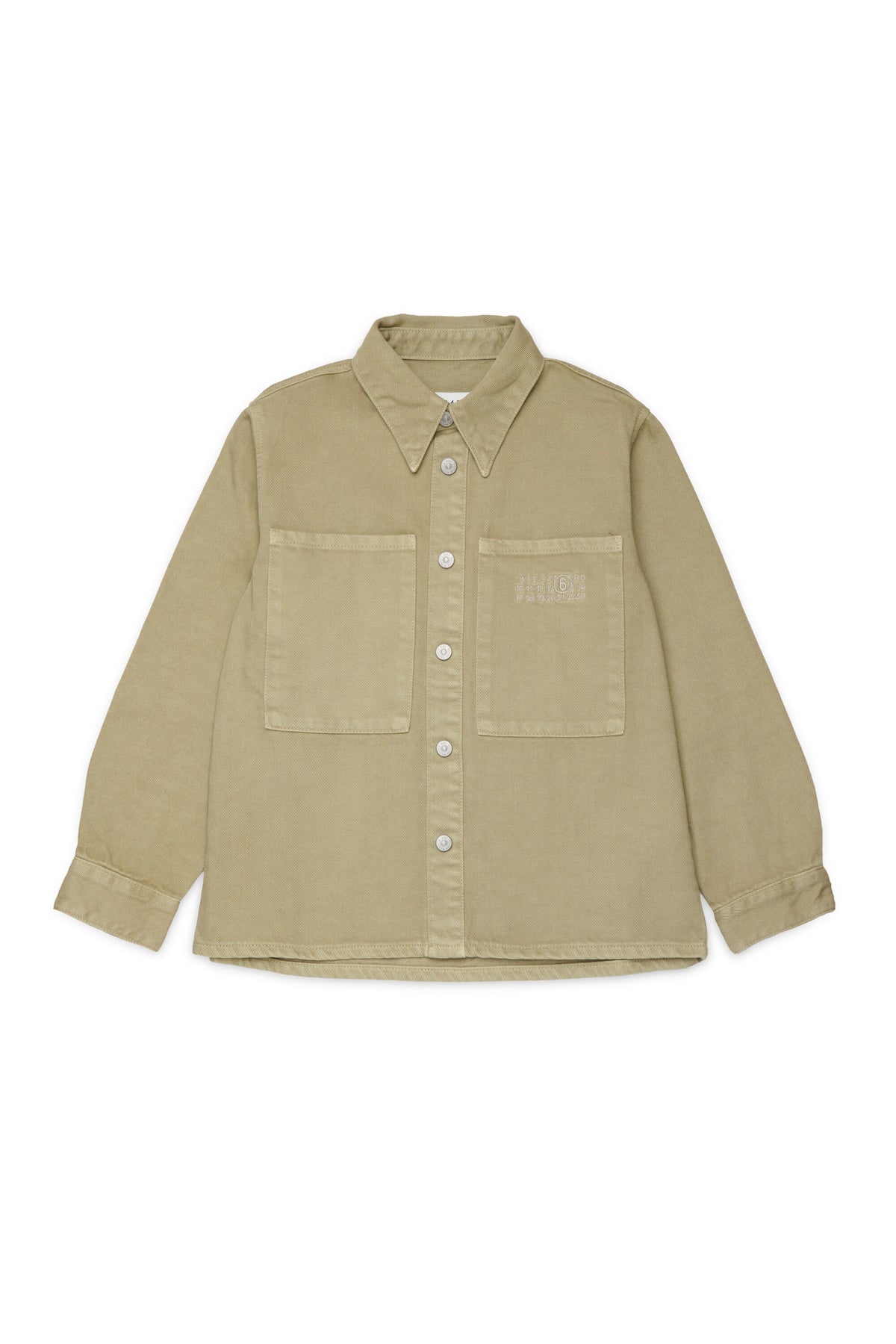 Shirt with patch pockets and logo