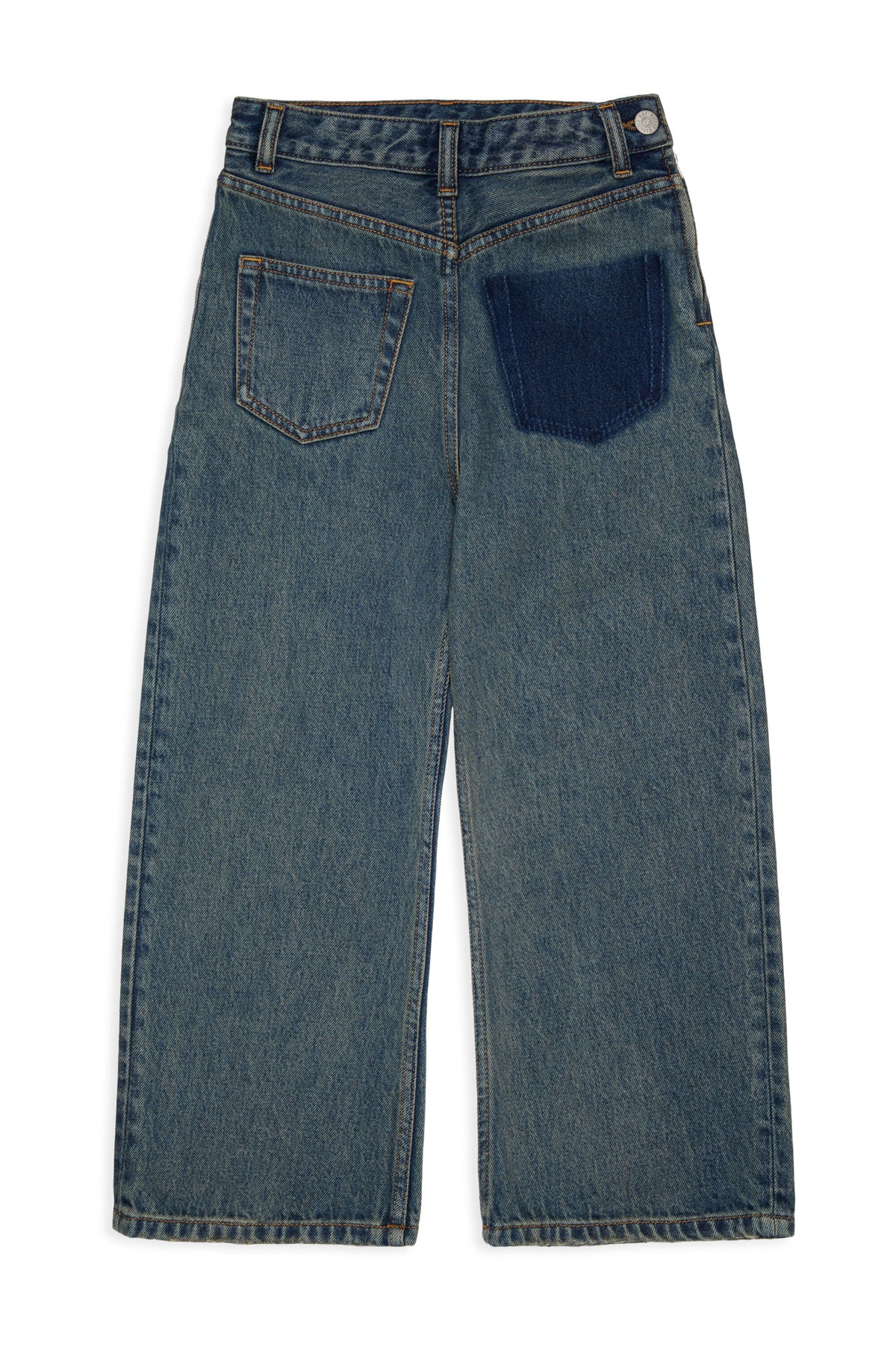 Regular blue jeans