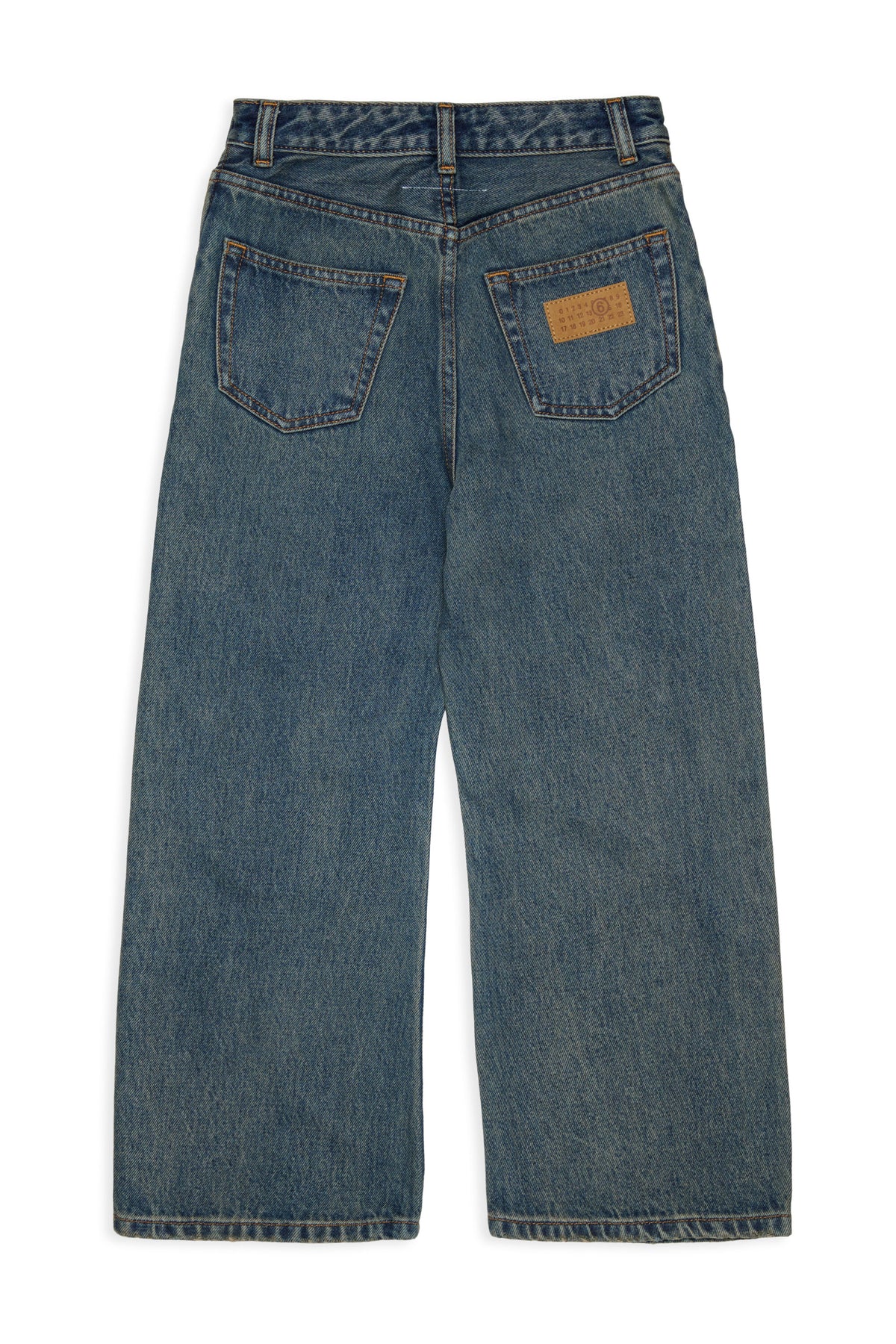 Regular blue jeans