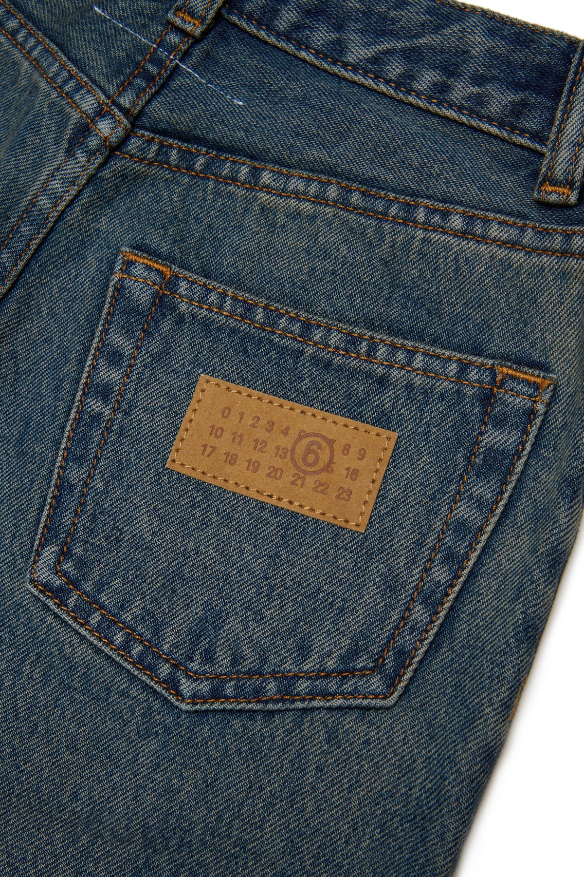 Regular blue jeans
