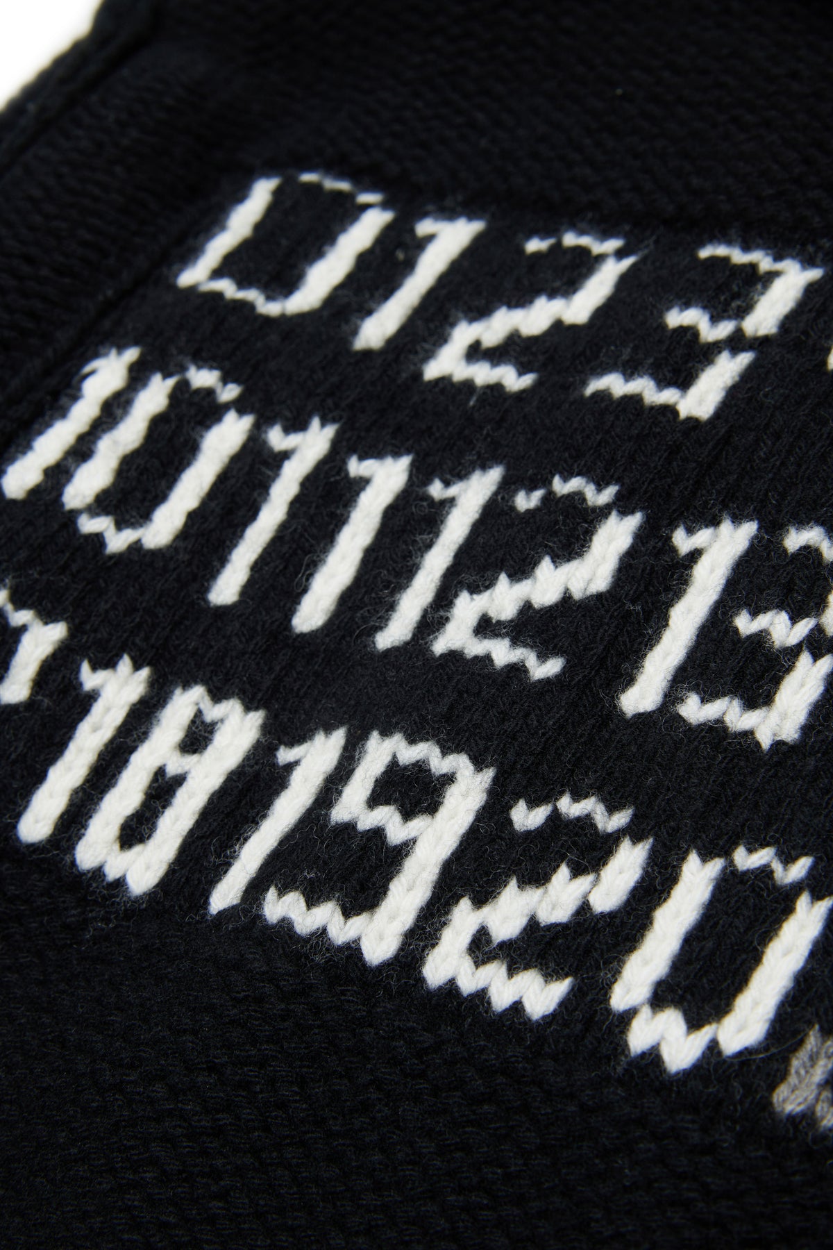 Turtleneck with logo