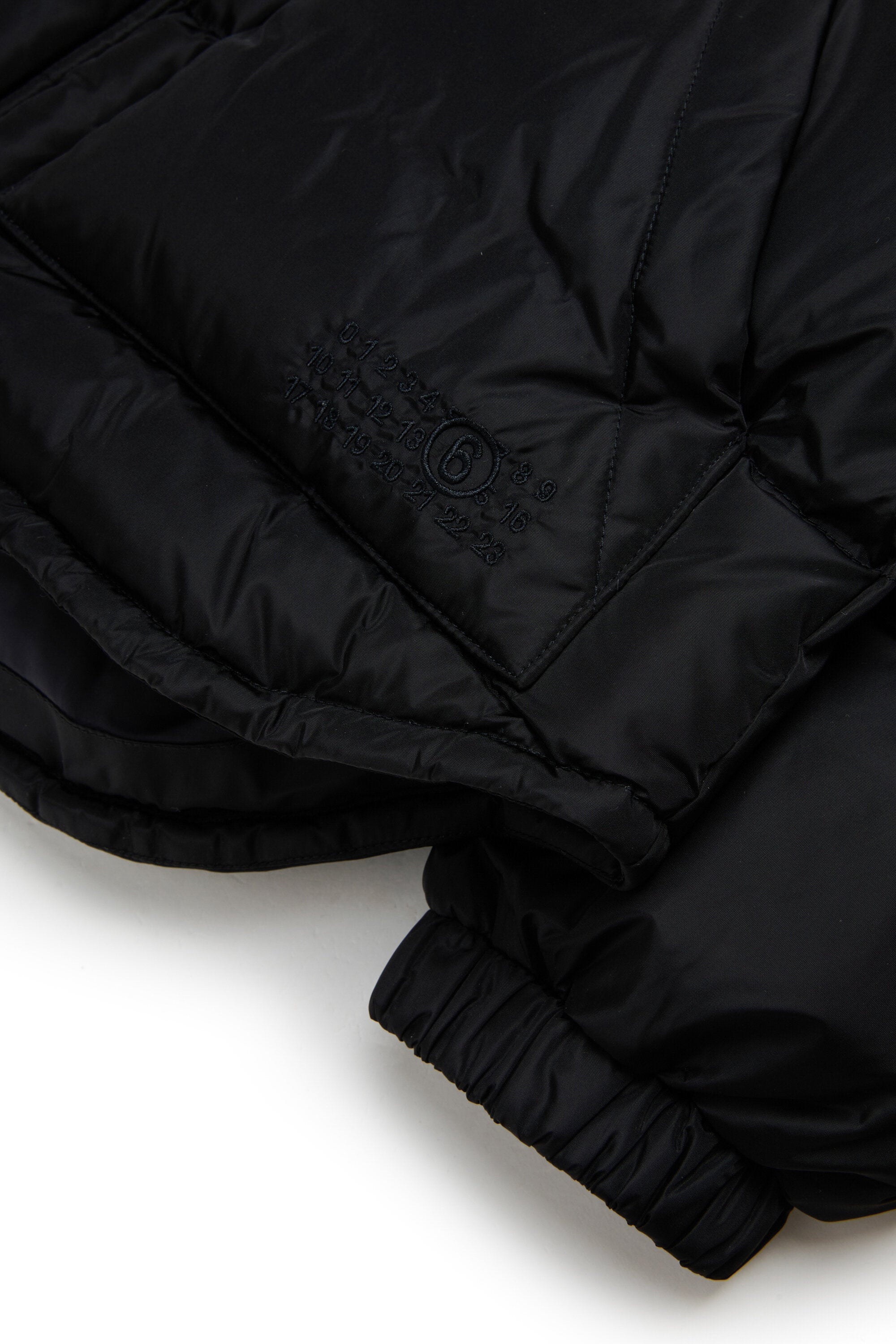 Padded jacket with logo