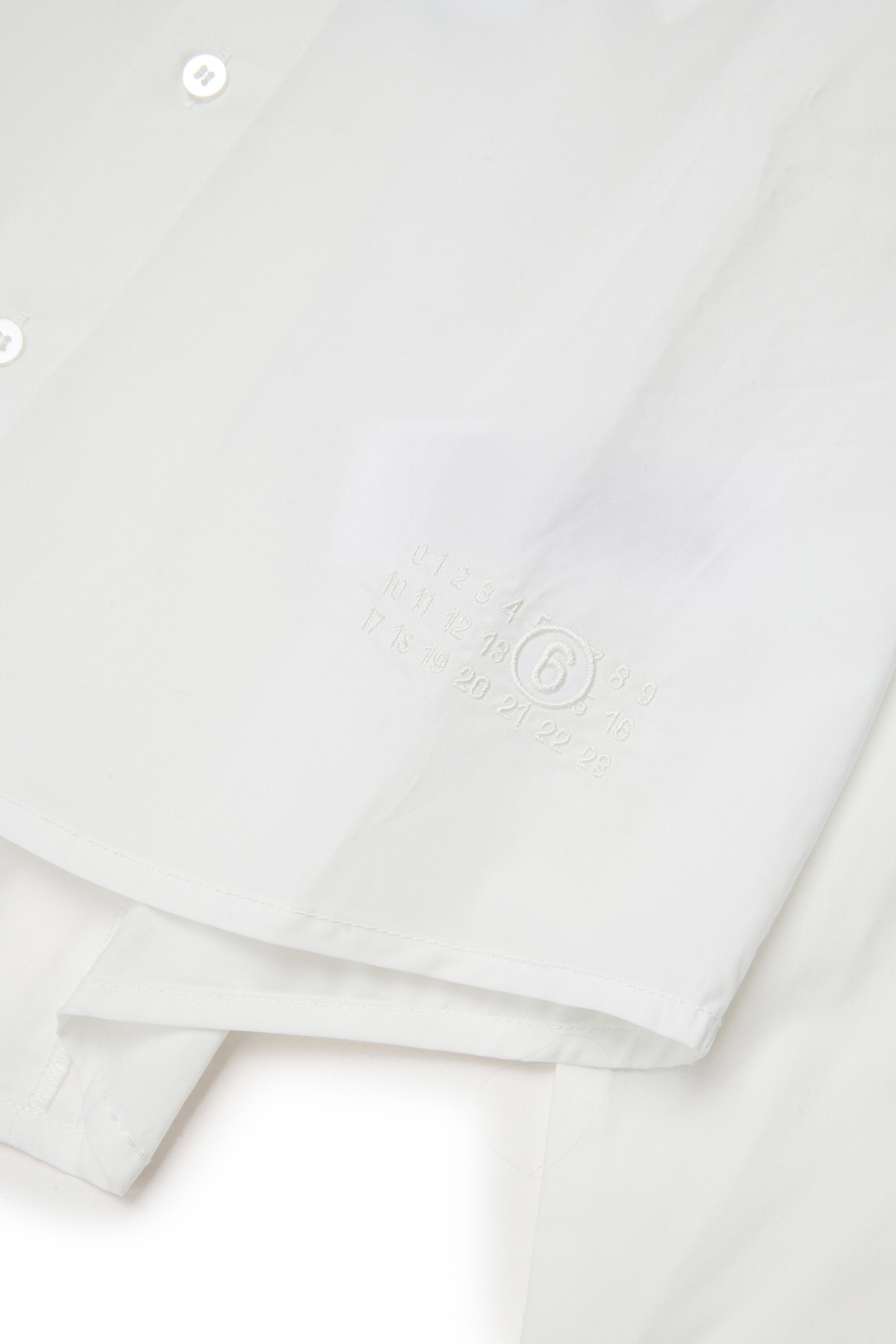 Long-sleeve shirt with logo