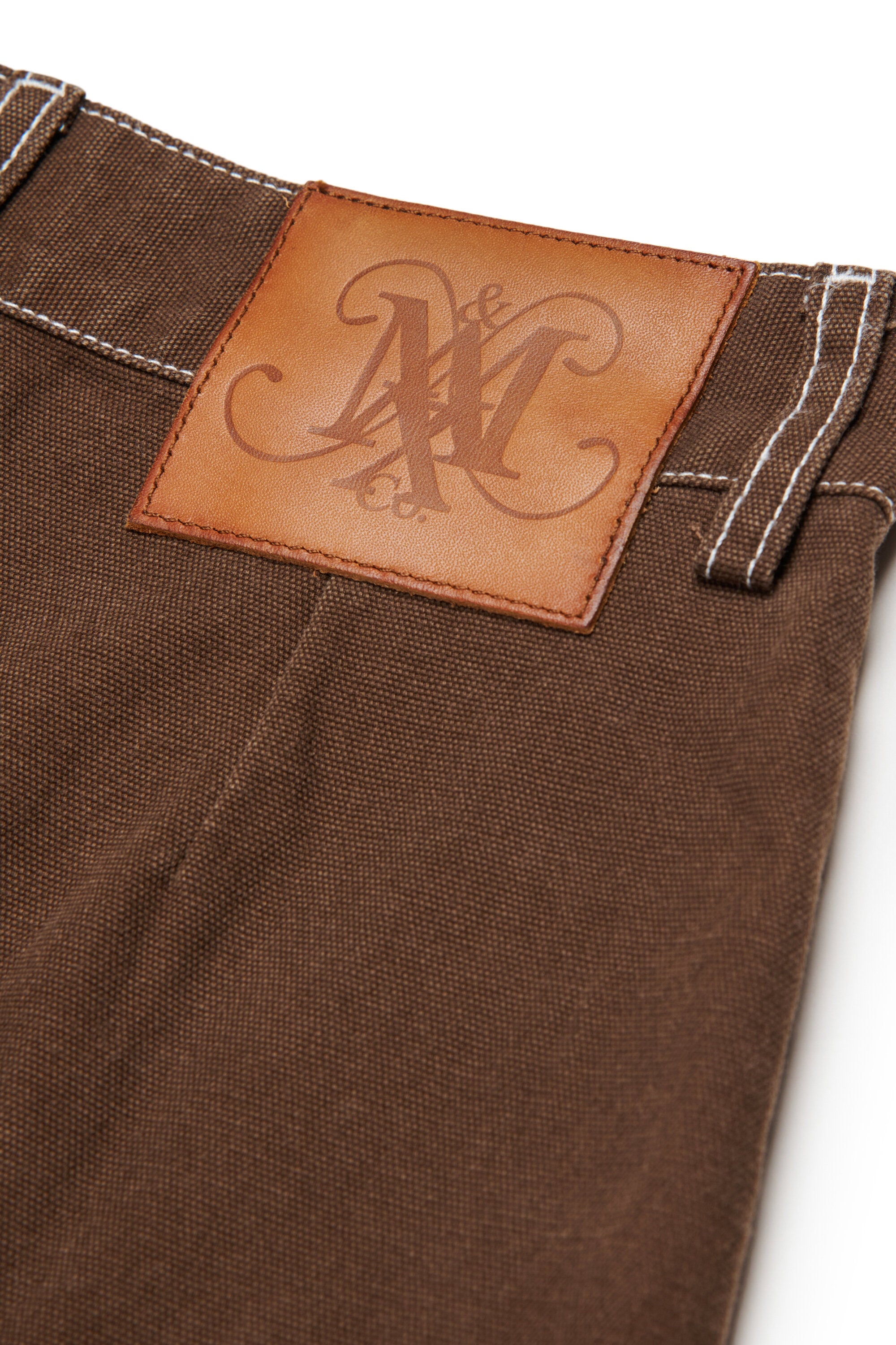 Short skirt with logo