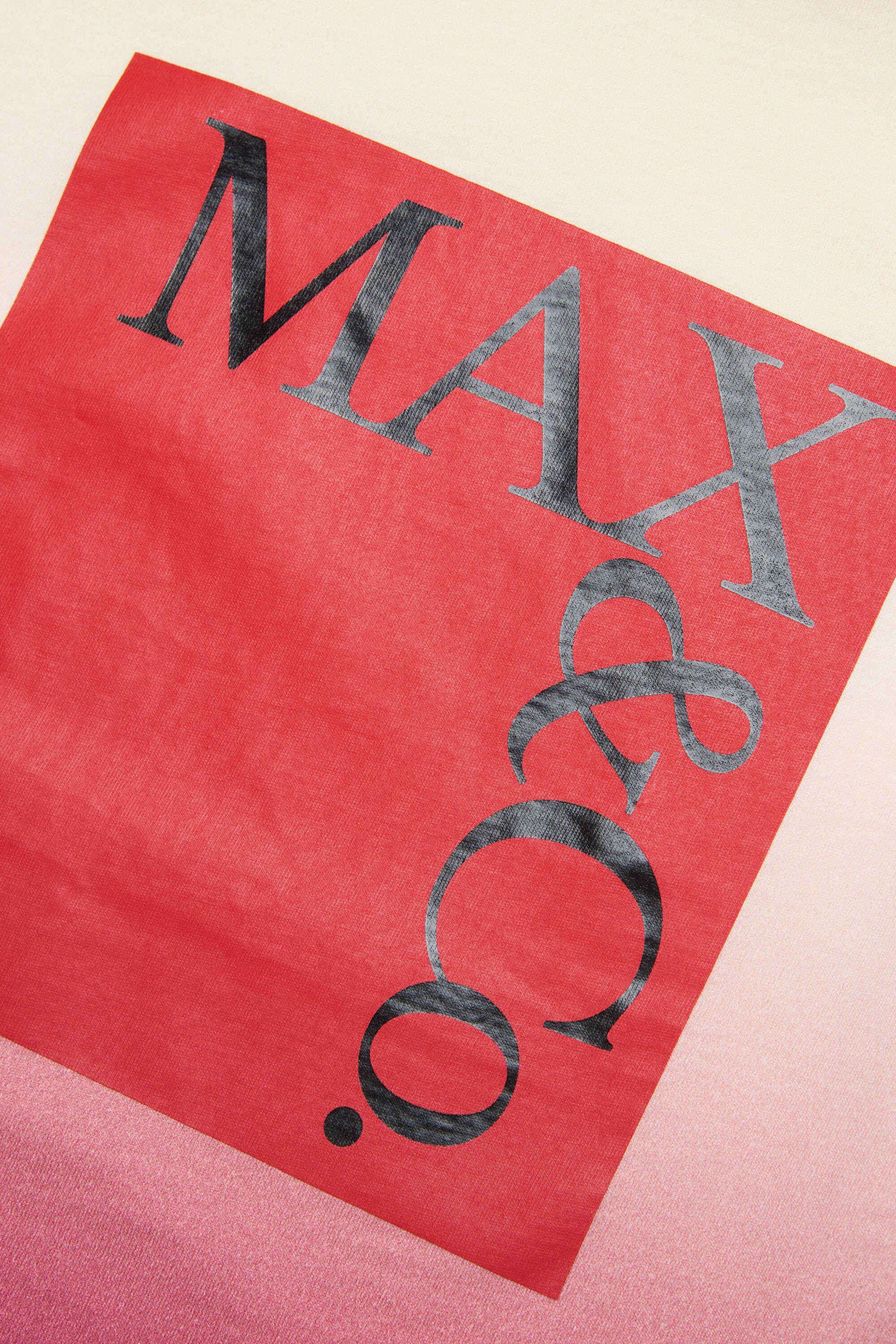 T-shirt with front logo