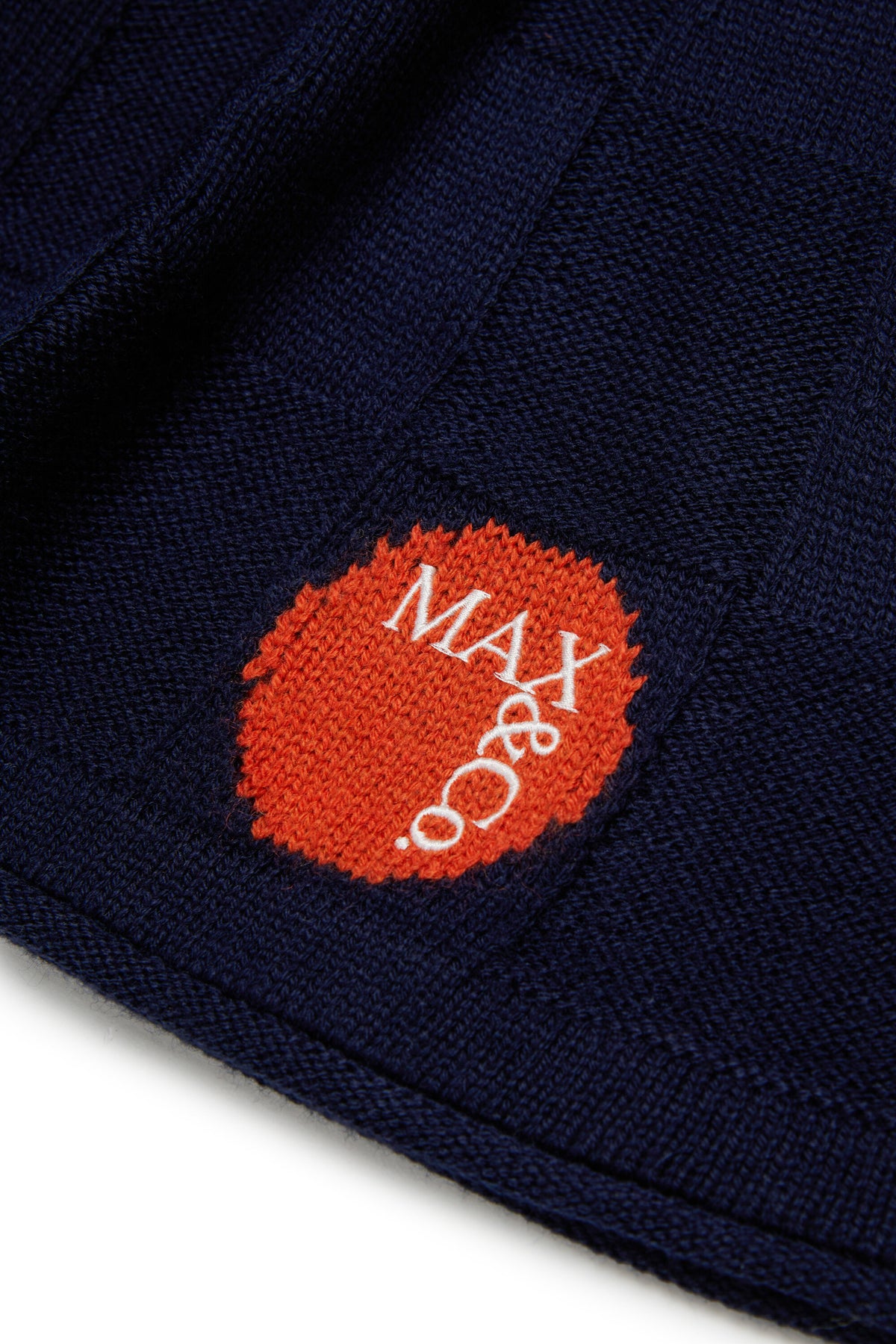 Short skirt with logo