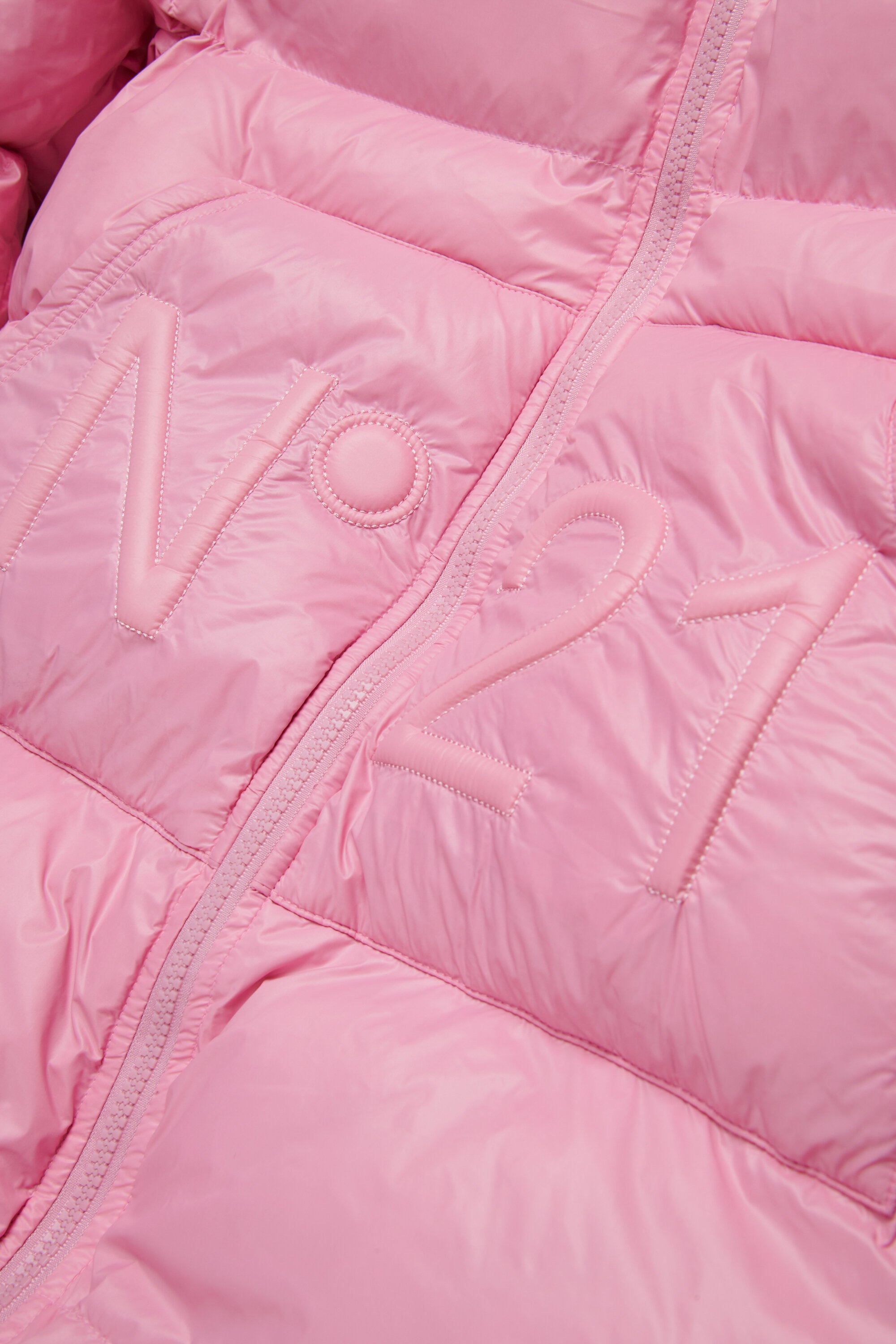 Long padded jacket with asymmetrical bottom