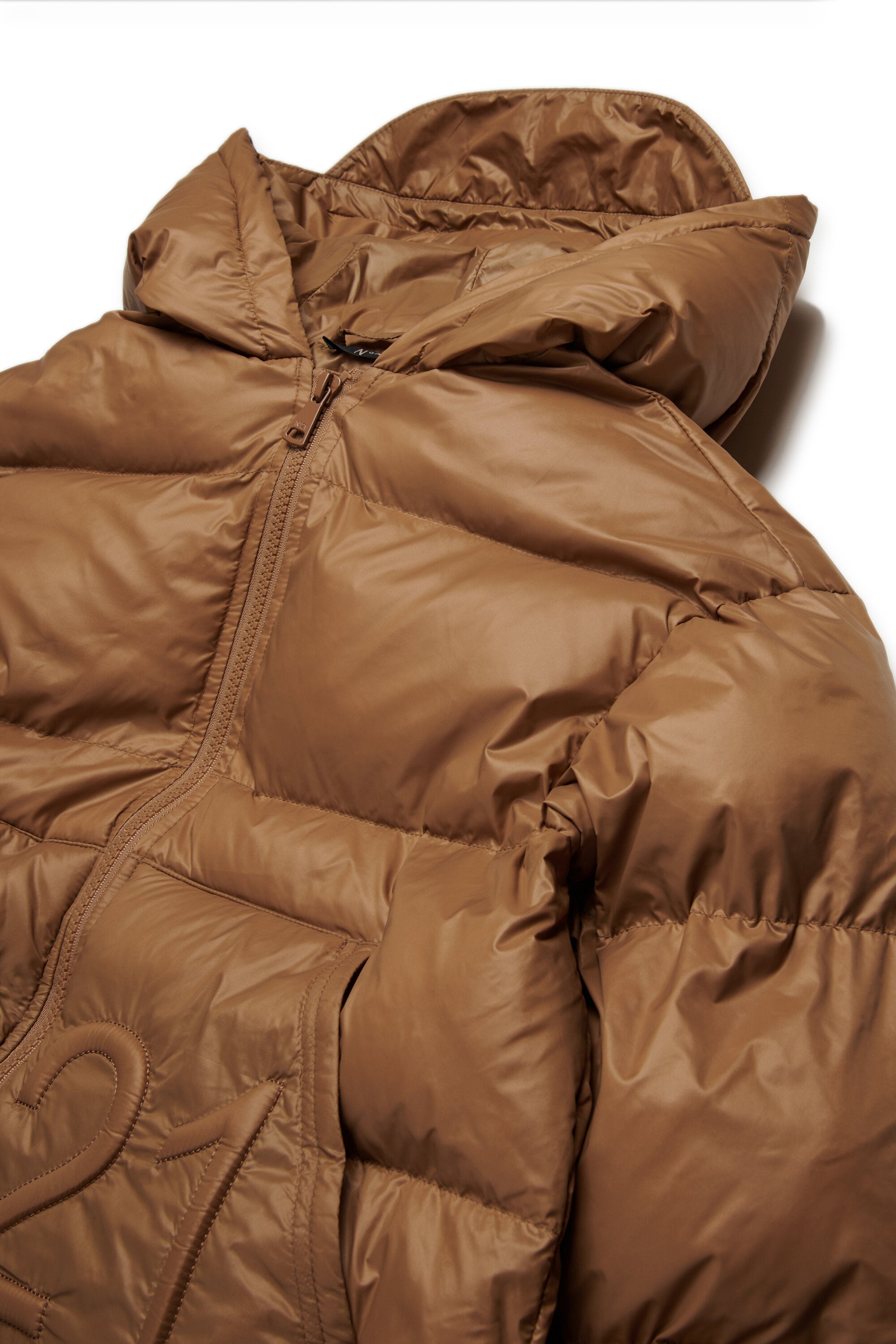 Long padded jacket with asymmetrical bottom