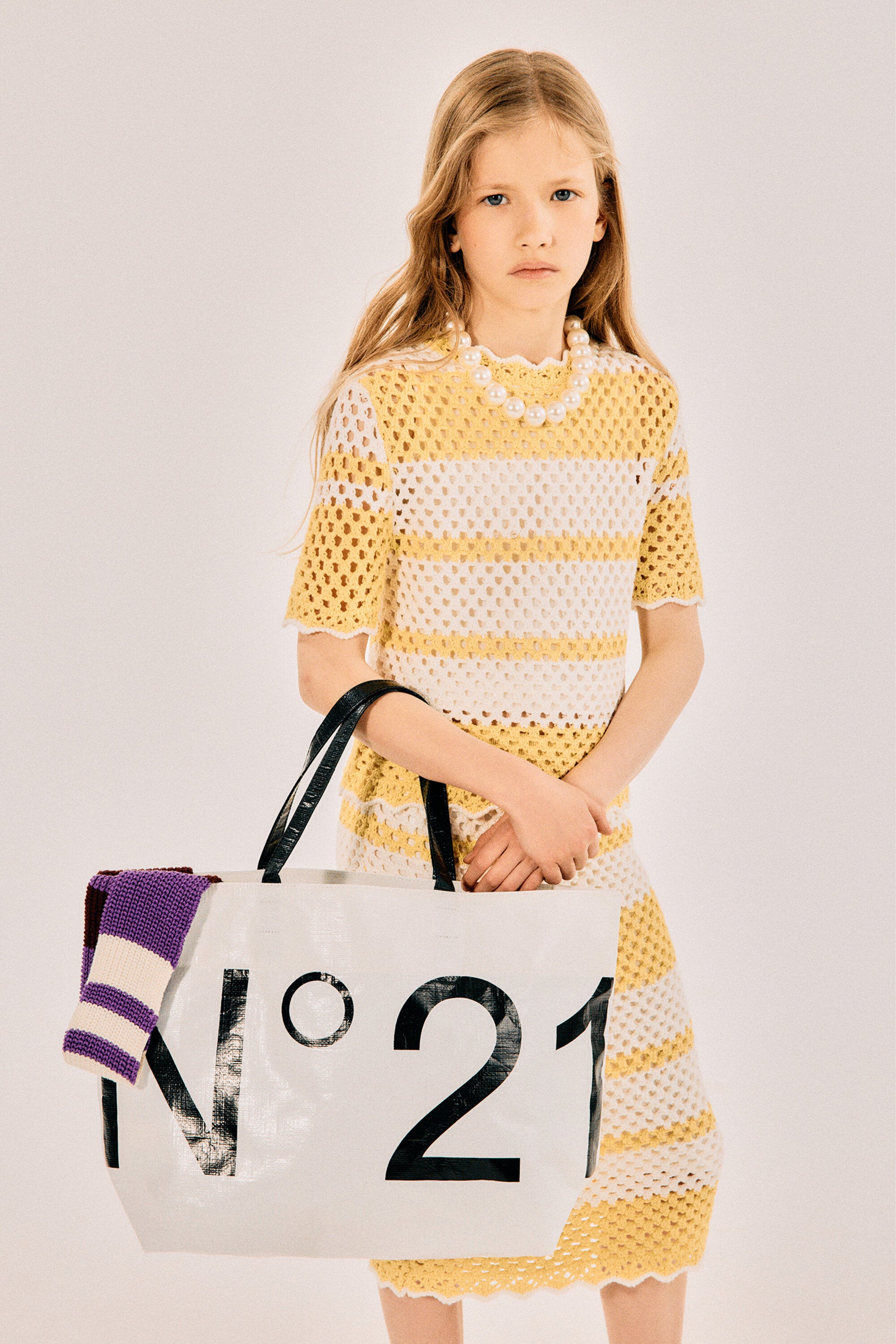 Openwork knitted skirt