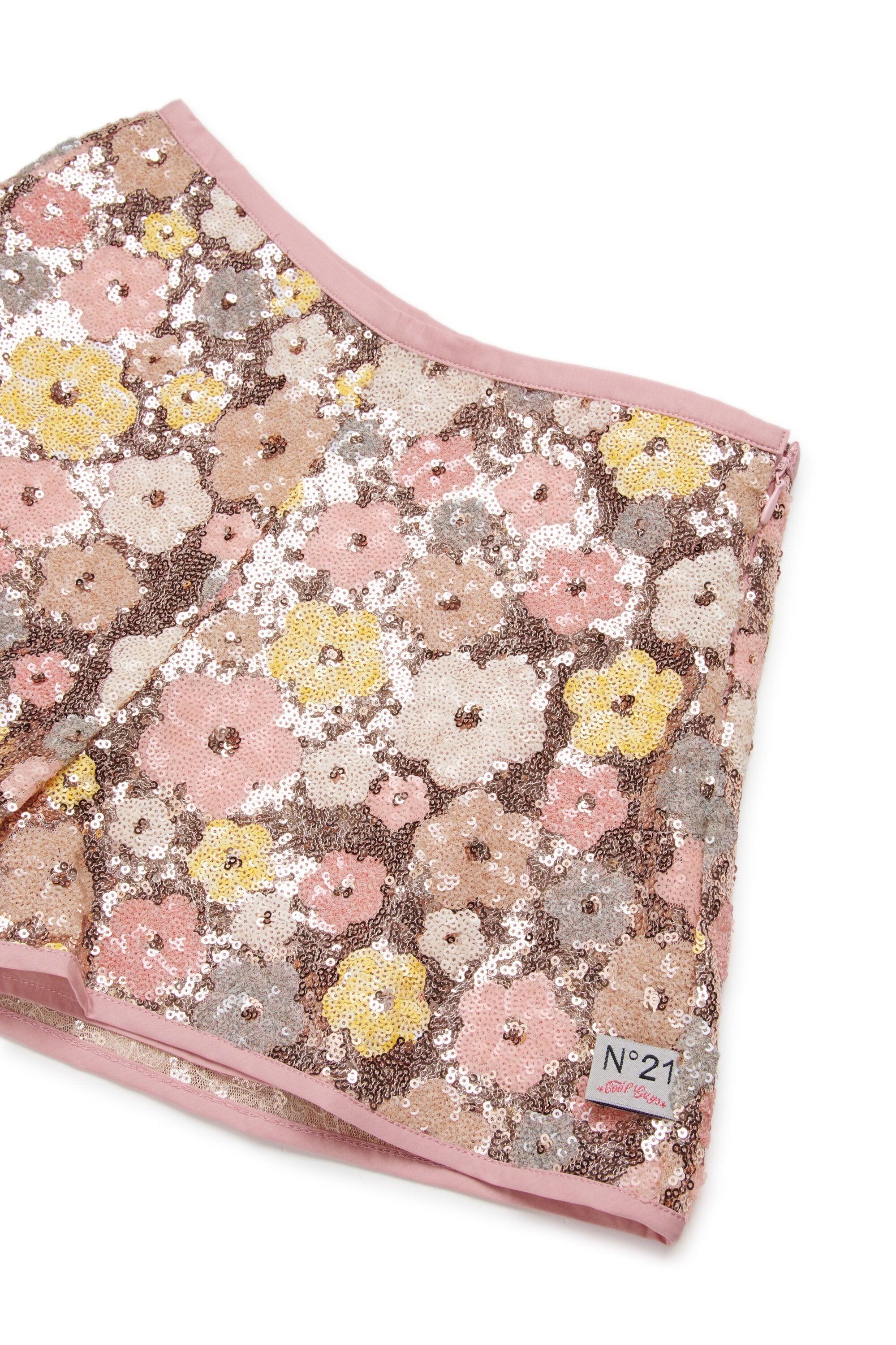 Floral print shorts with logo