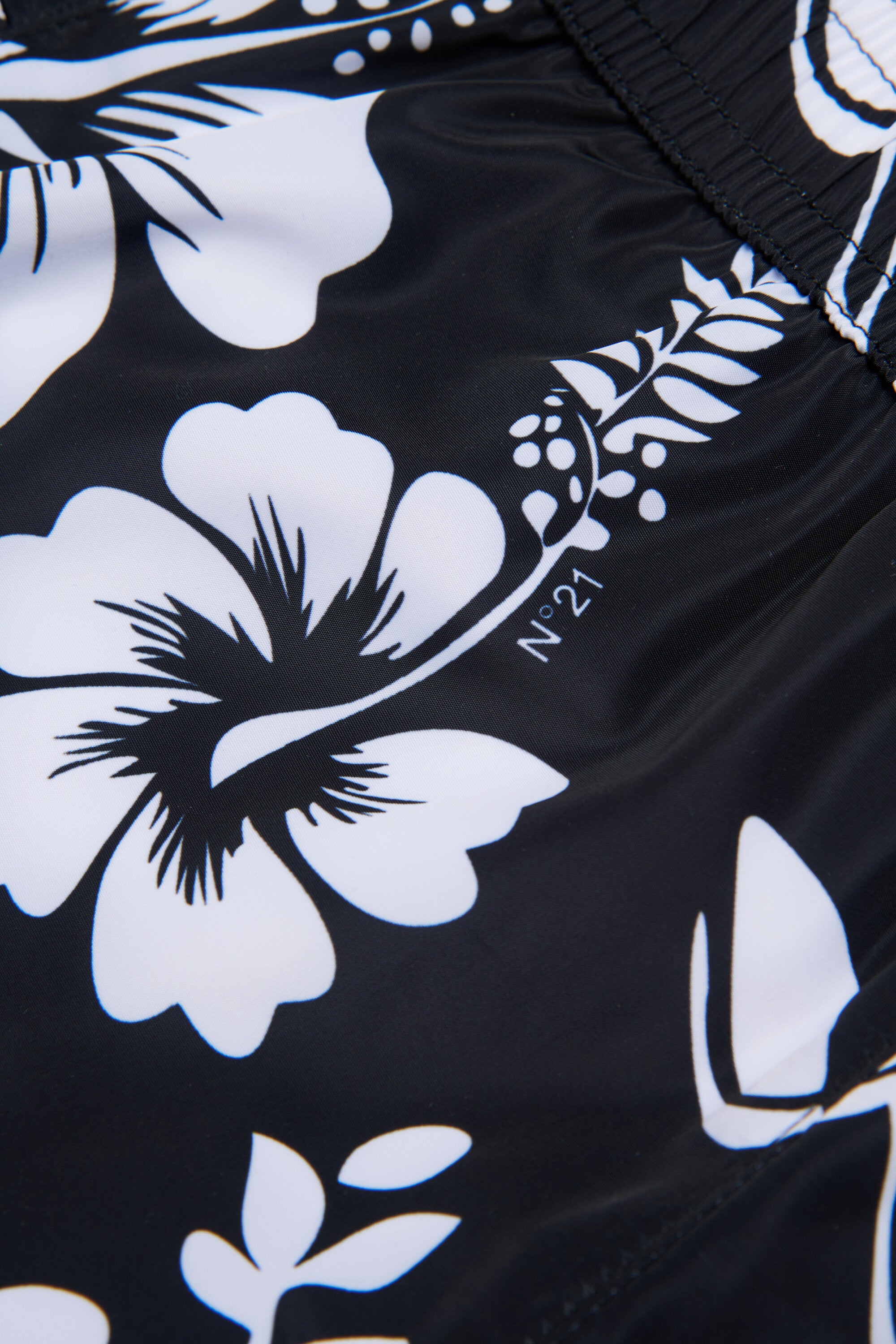 Boxer shorts with floral print