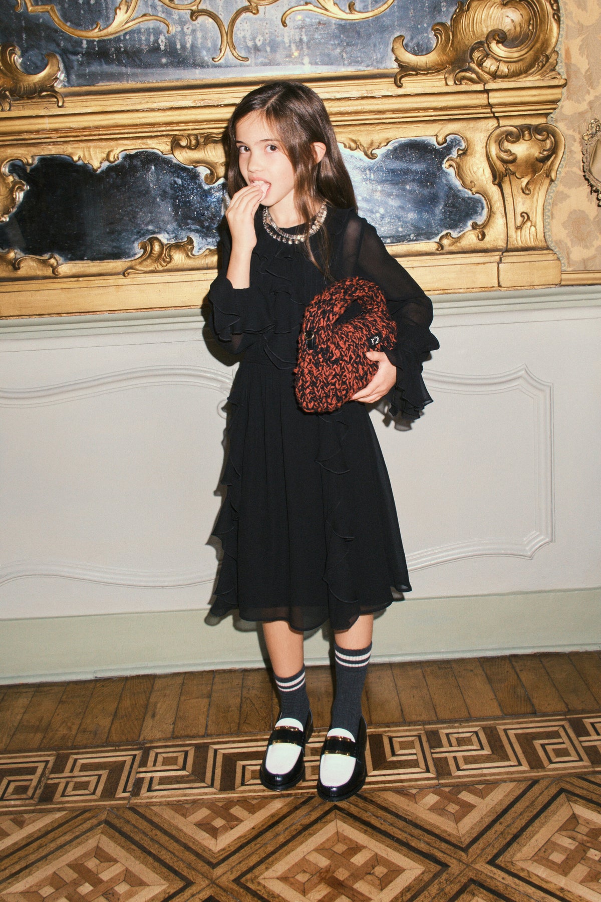 Dress with ruffles and long sleeves