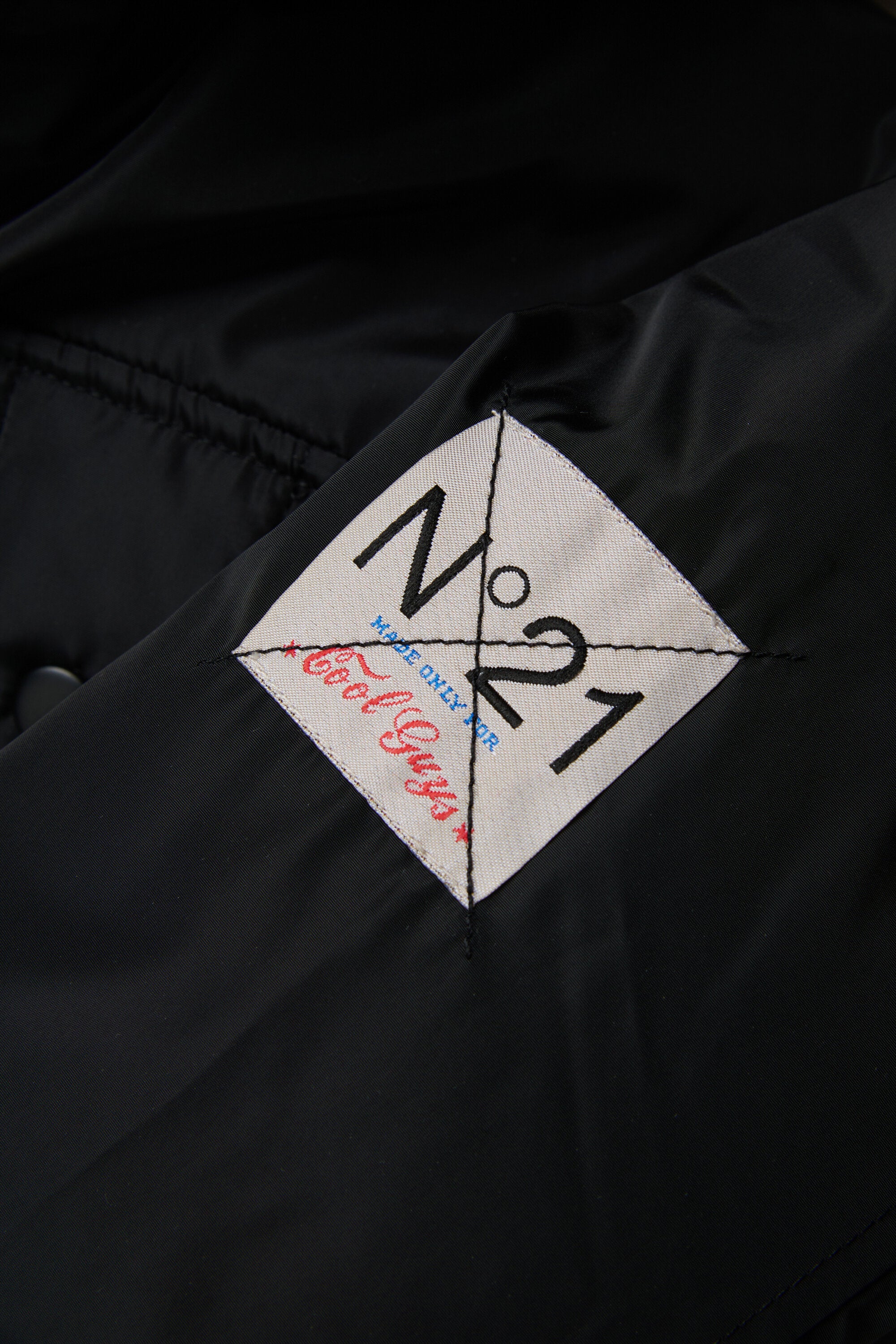 Padded jacket with logo