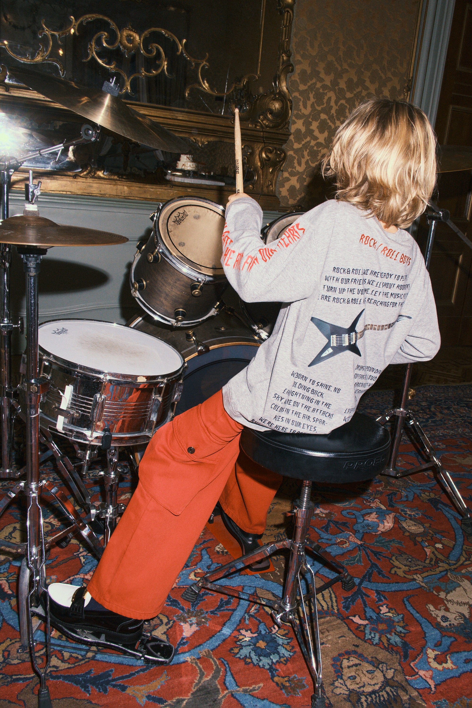 Long-sleeve T-shirt with logo