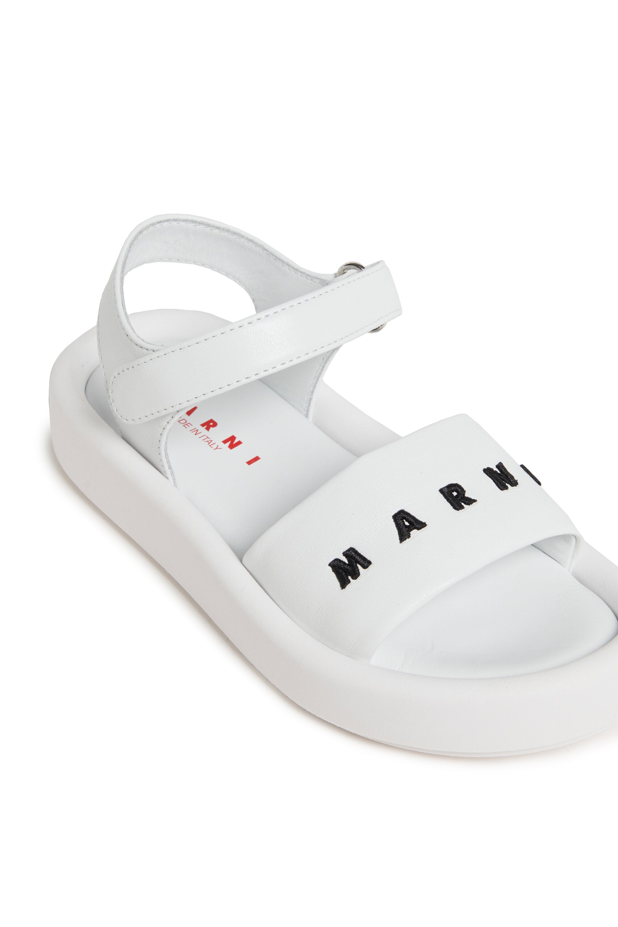 Leather sandals with chunky sole