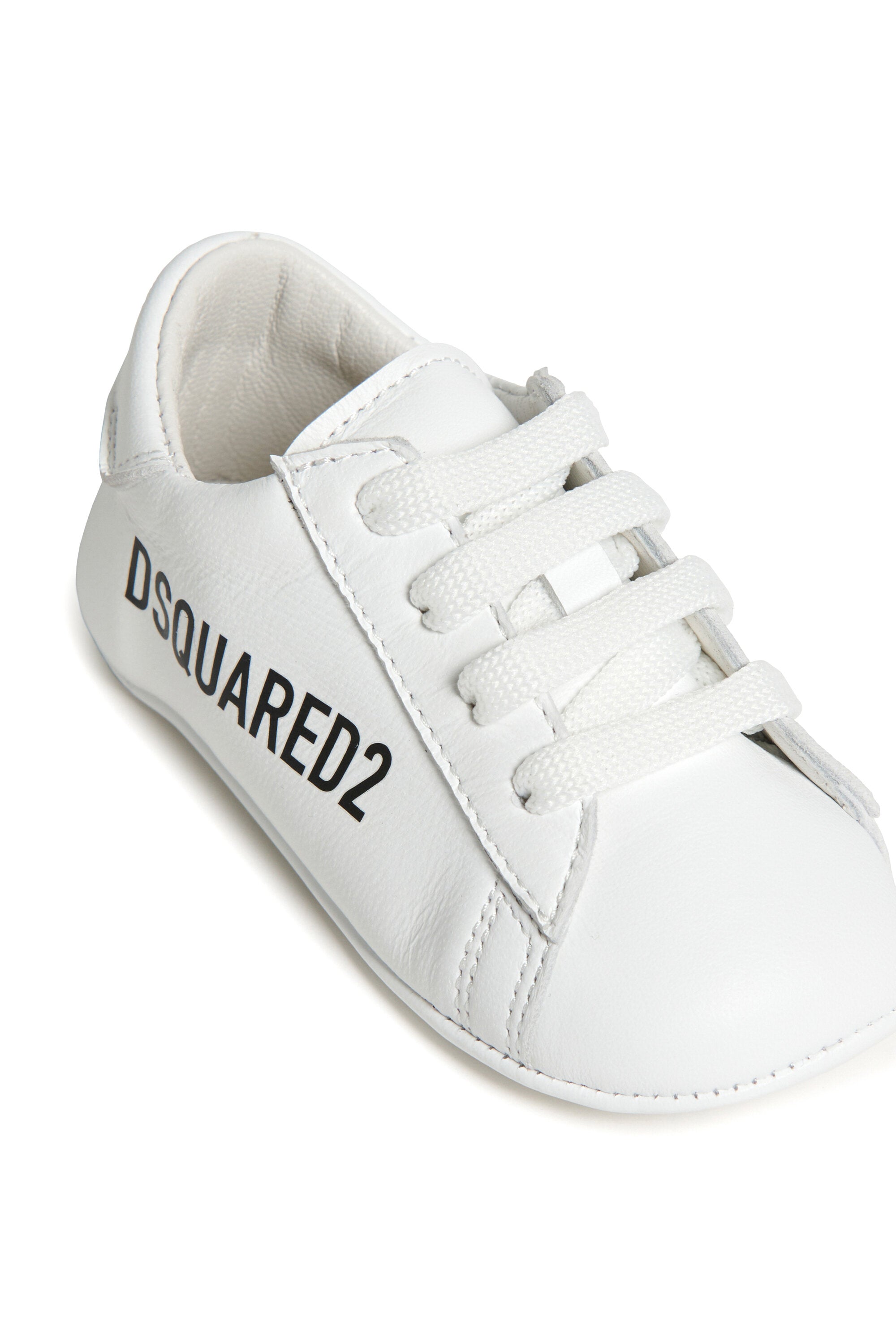 Low leather trainers with logo