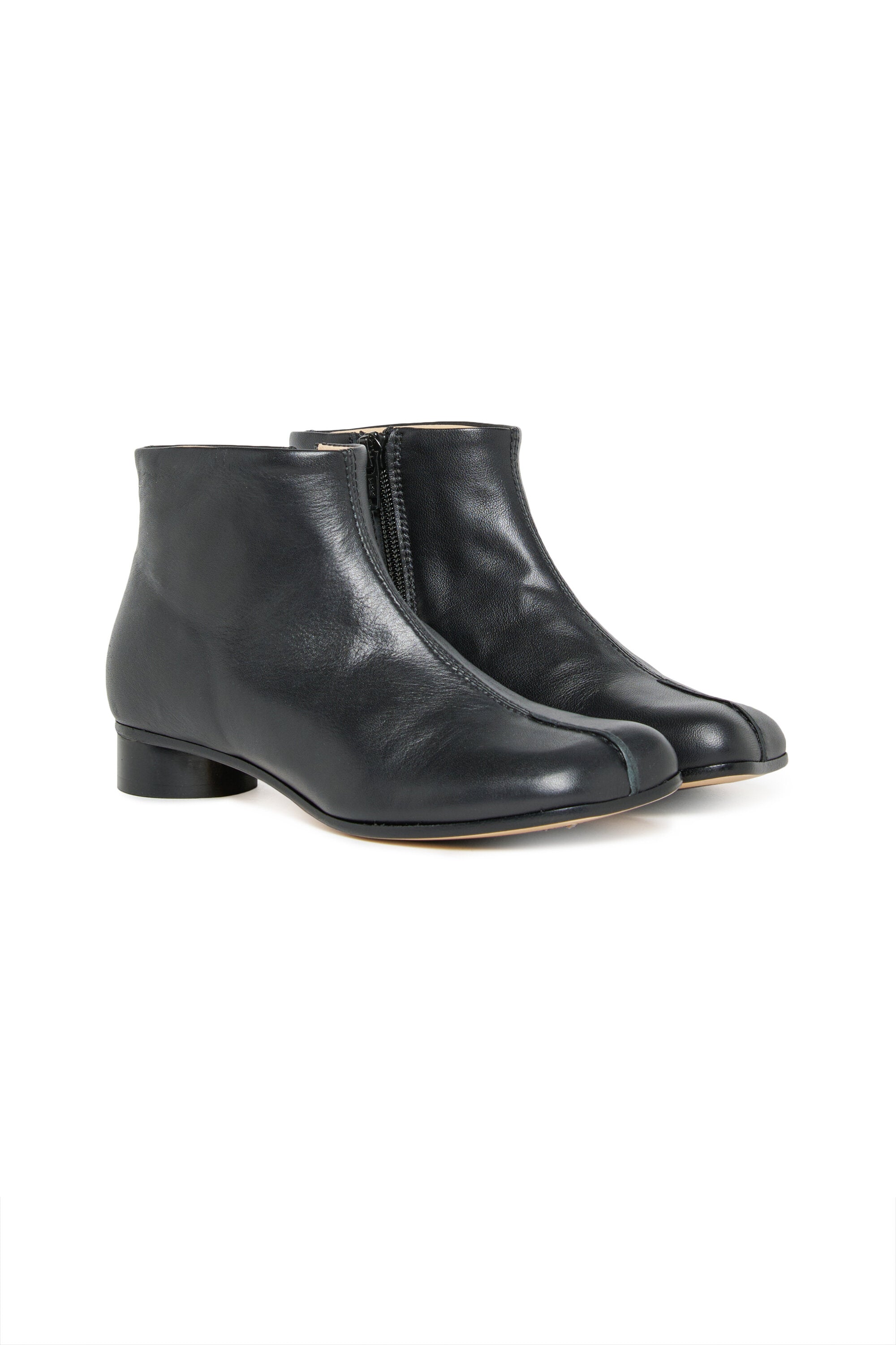 Low leather boots with heels
