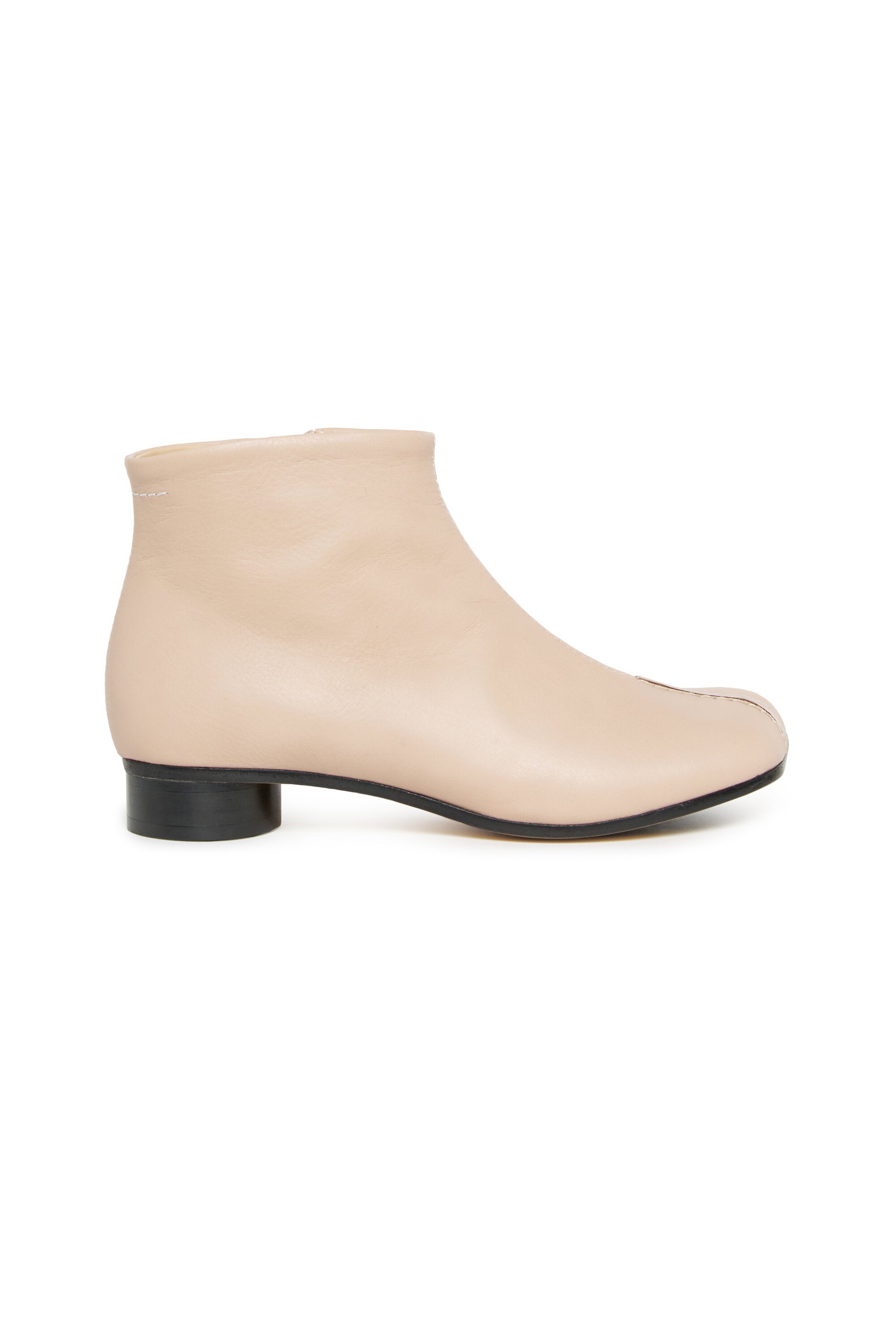 Low leather boots with heels