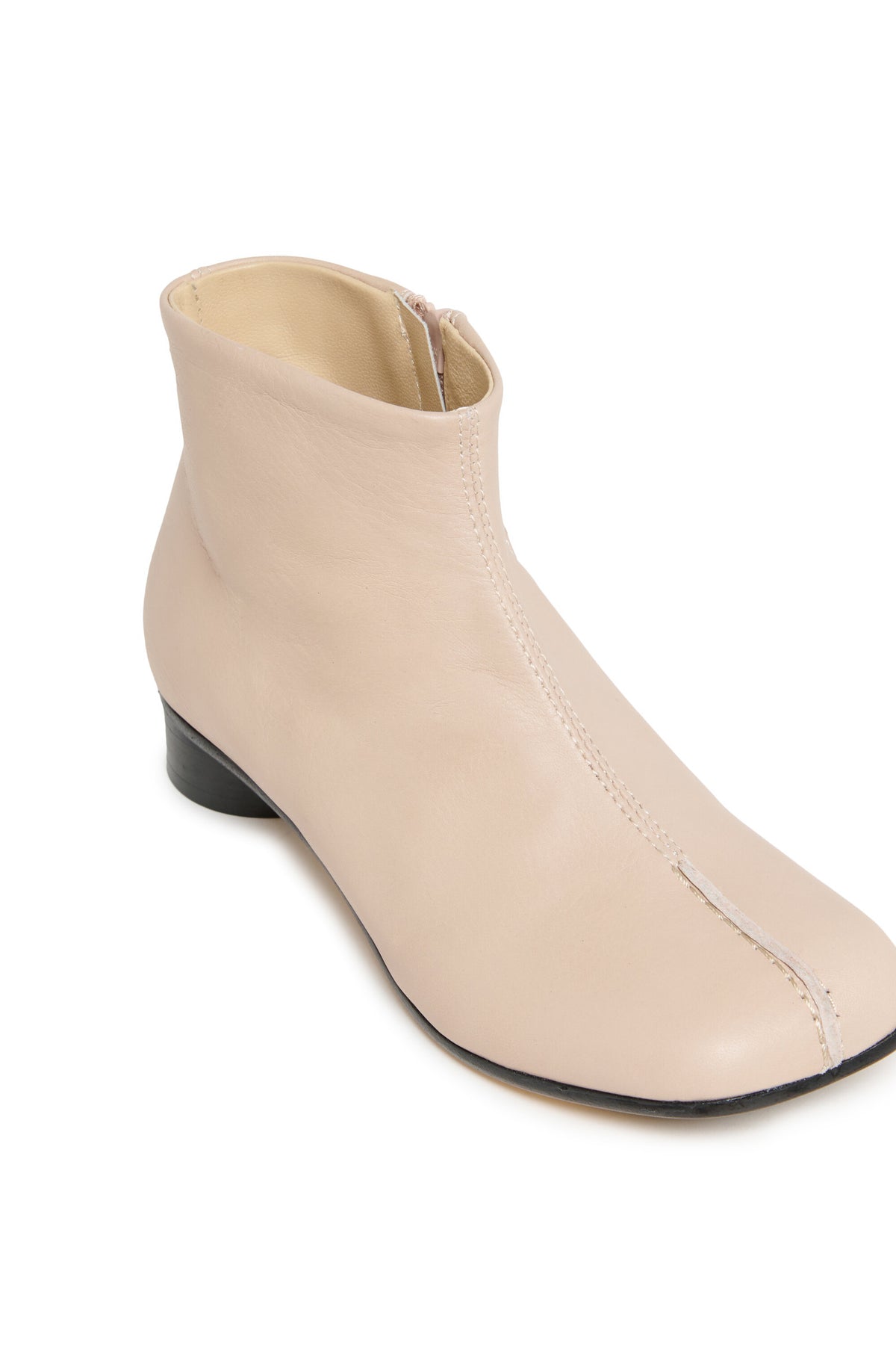 Low leather boots with heels