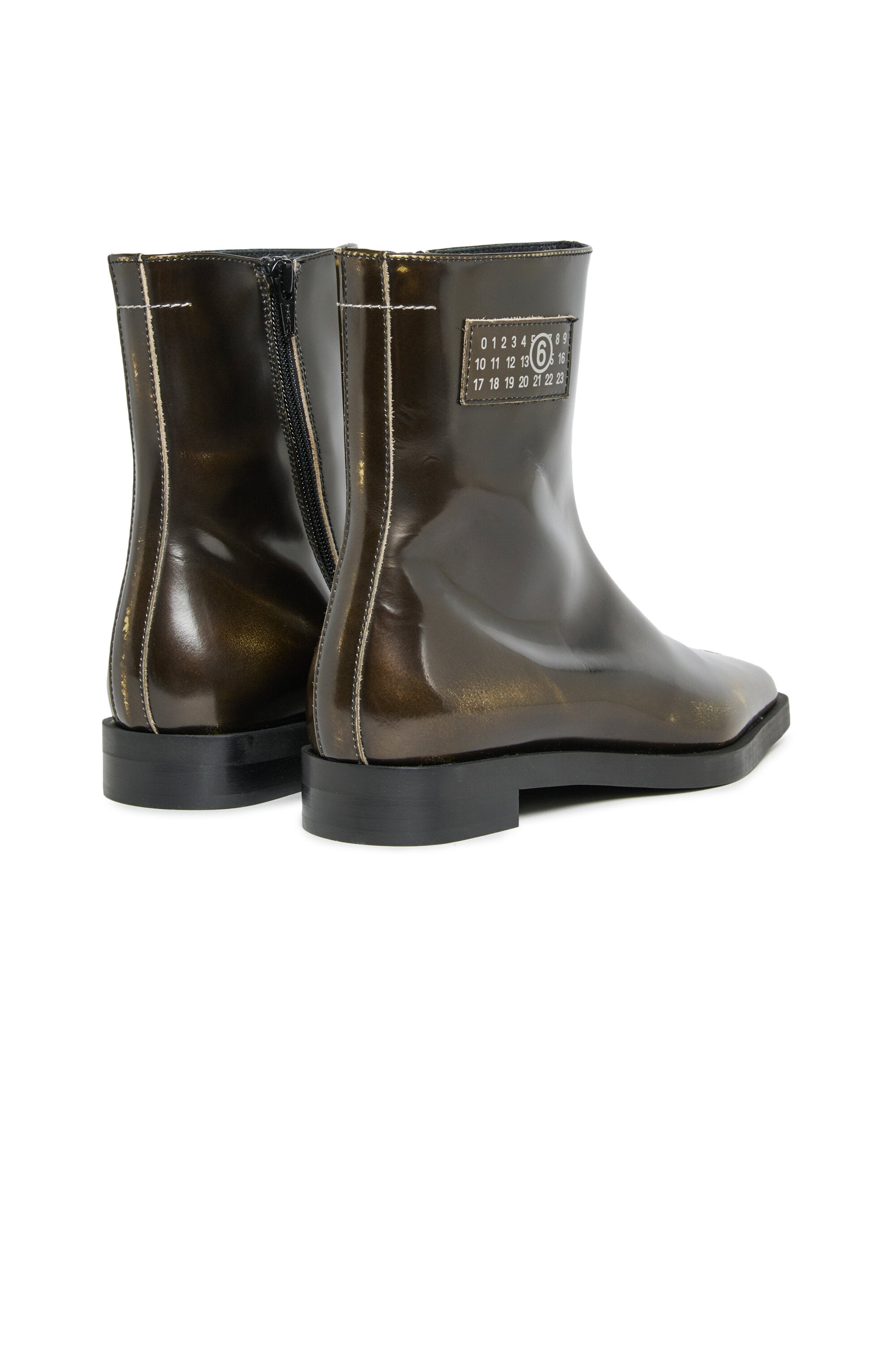 Two-tone leather low boots