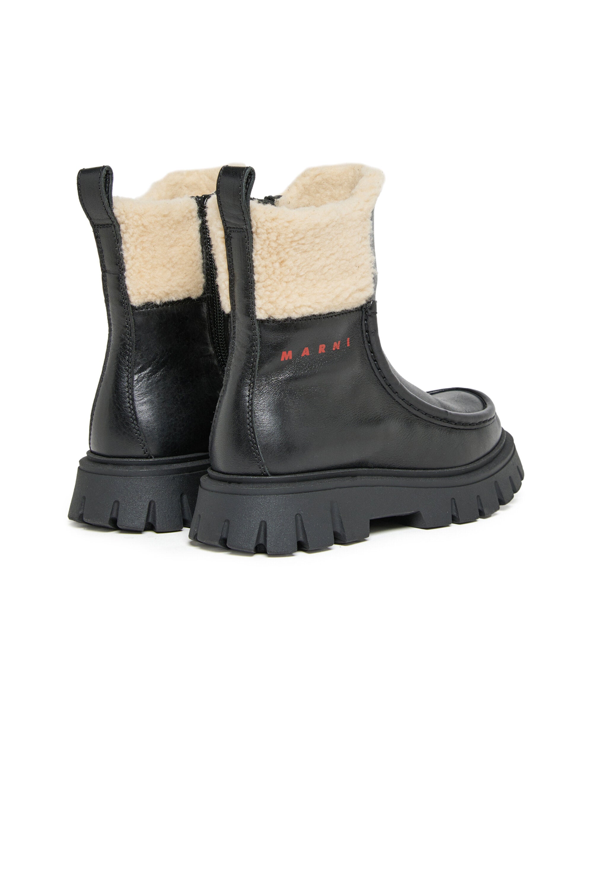 Chelsea leather boots with teddy collar