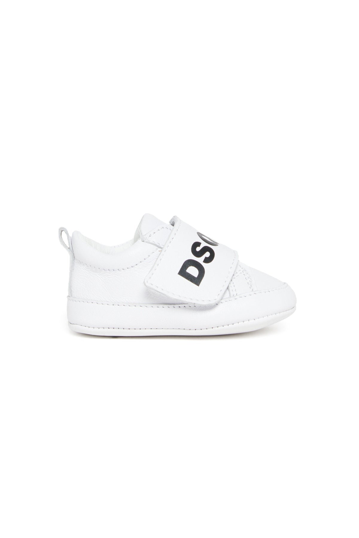 Low leather sneakers with strap
