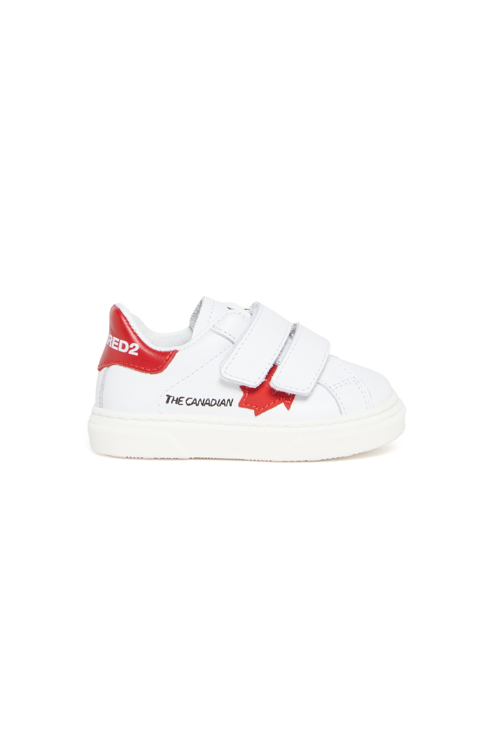 Leather low top sneakers with Maple Leaf