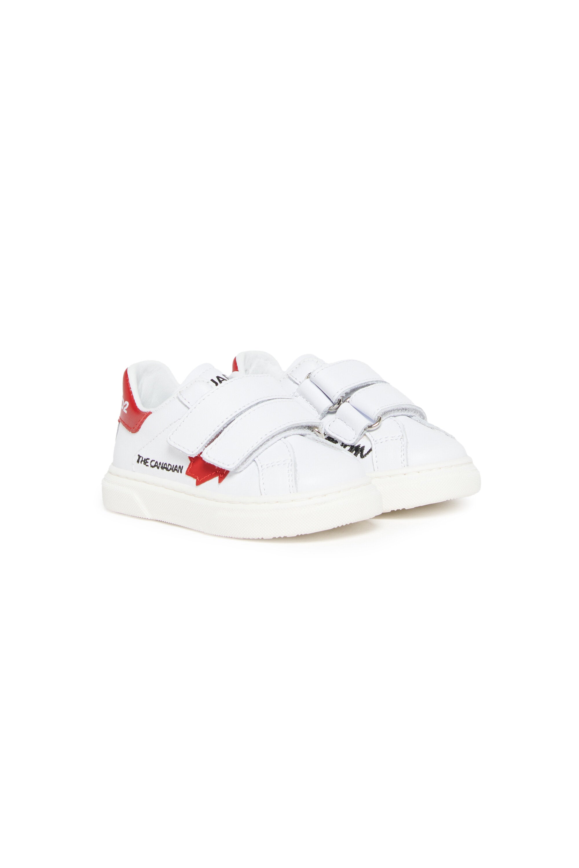 Leather low top sneakers with Maple Leaf