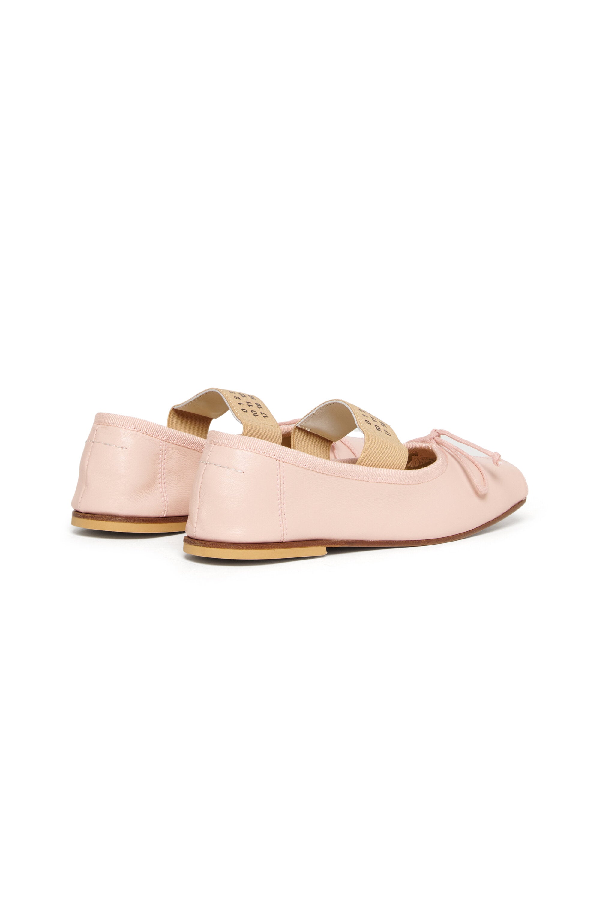 Ballet flat with elastic band