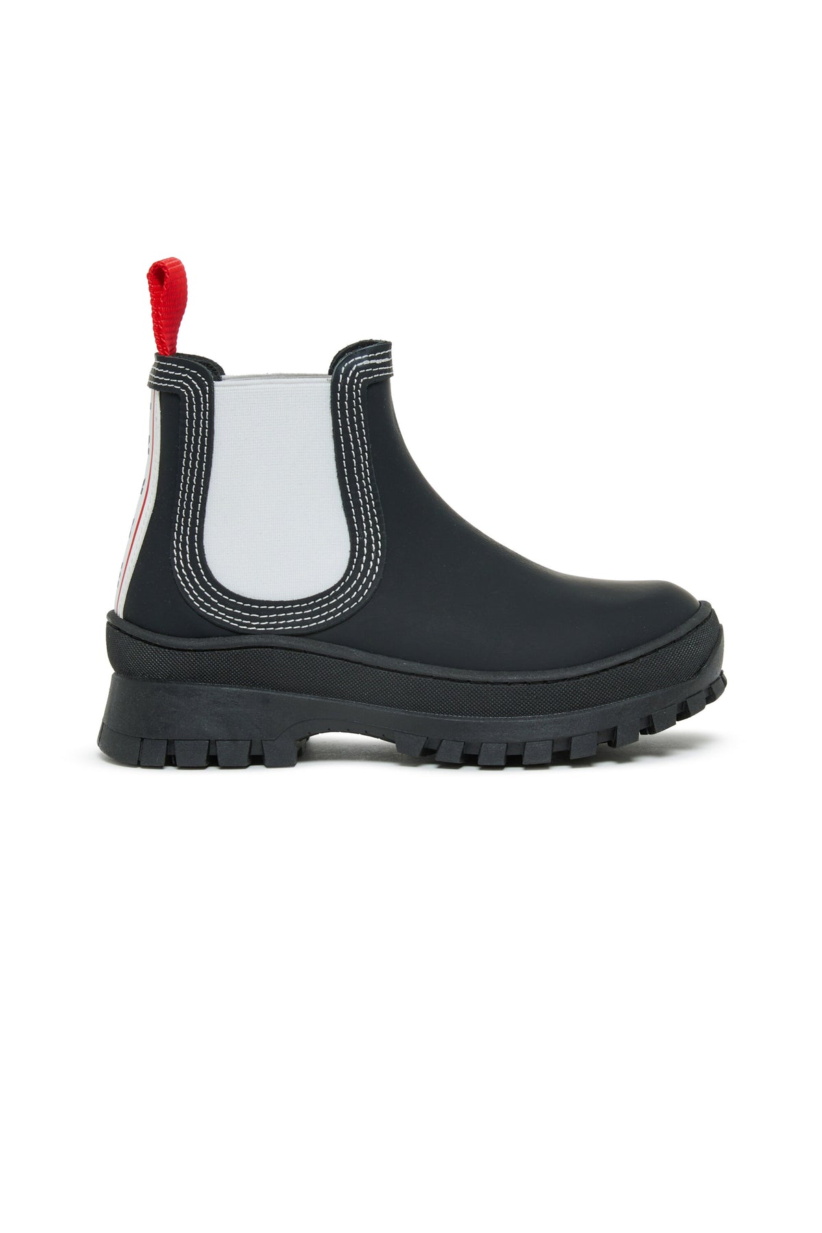 Boots with logo