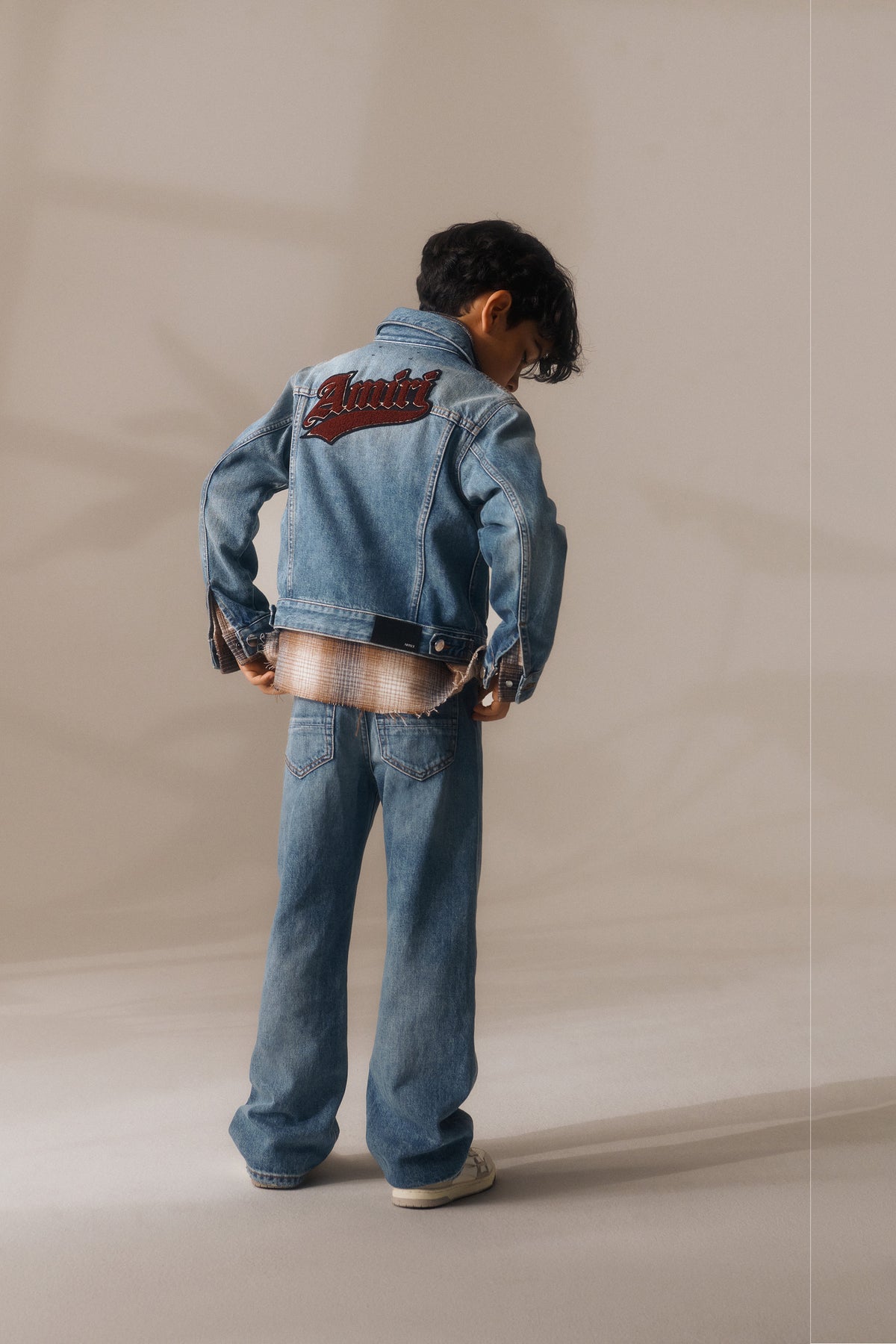 Regular jeans in medium blue wash