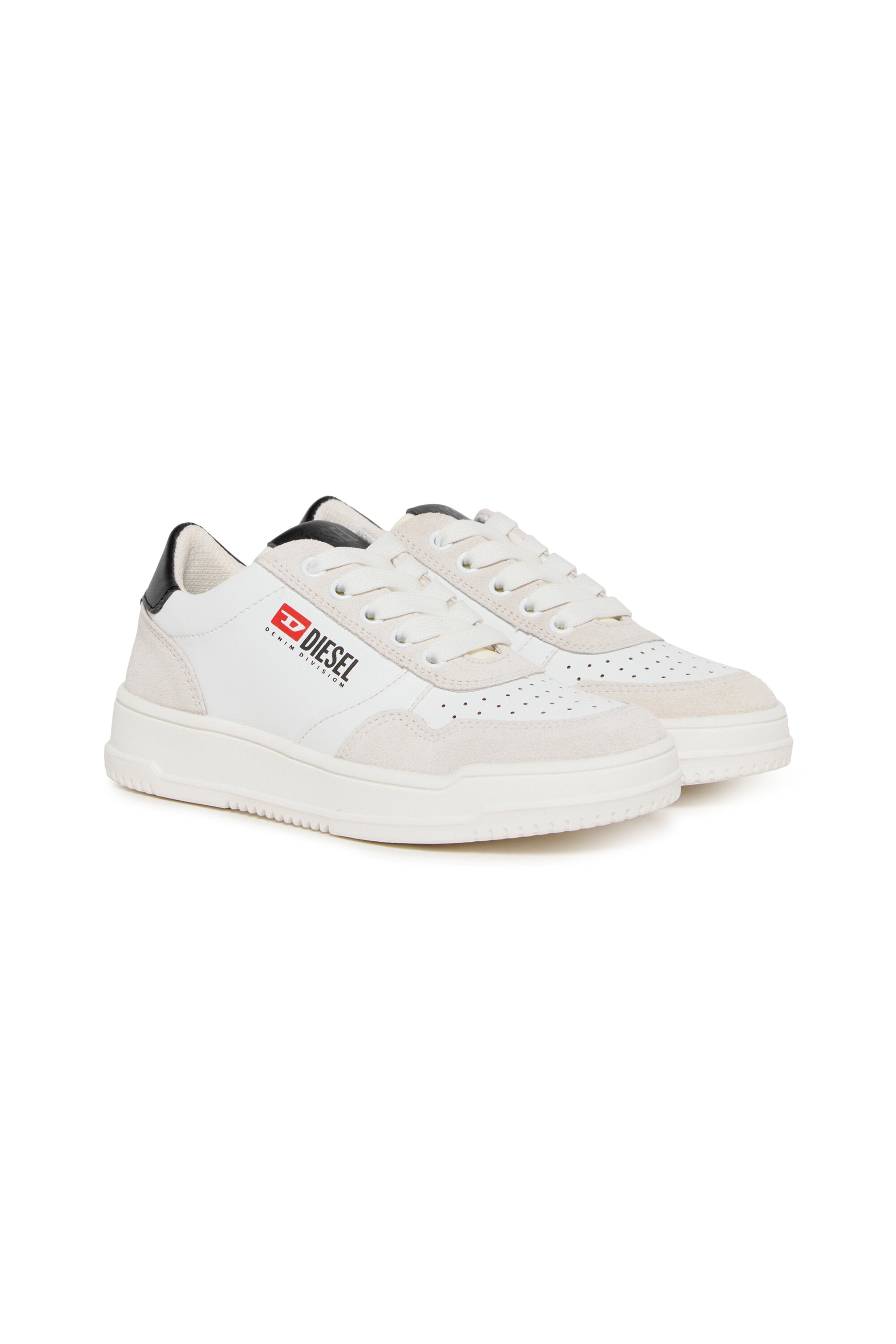Sneakers with logo