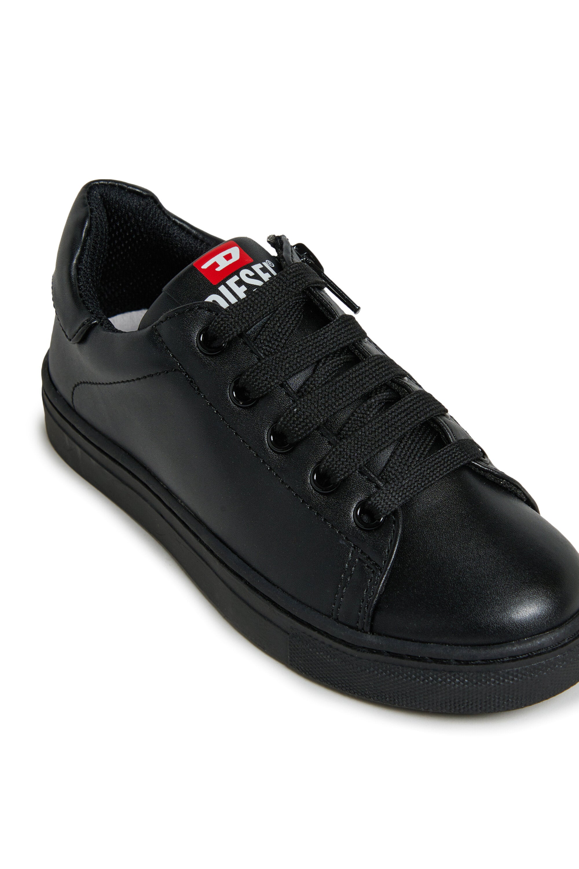 Sneakers with logo