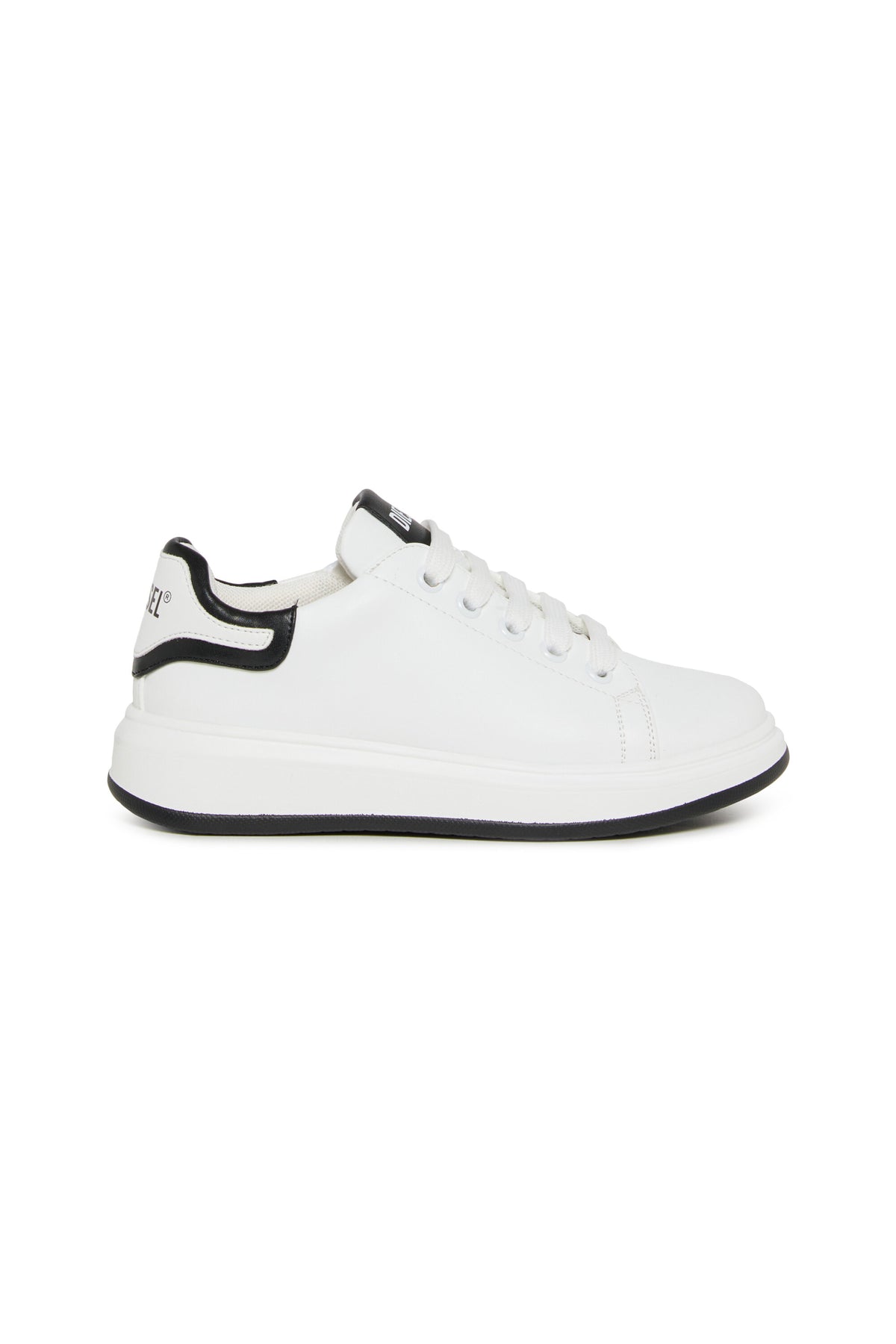 Sneakers with logo
