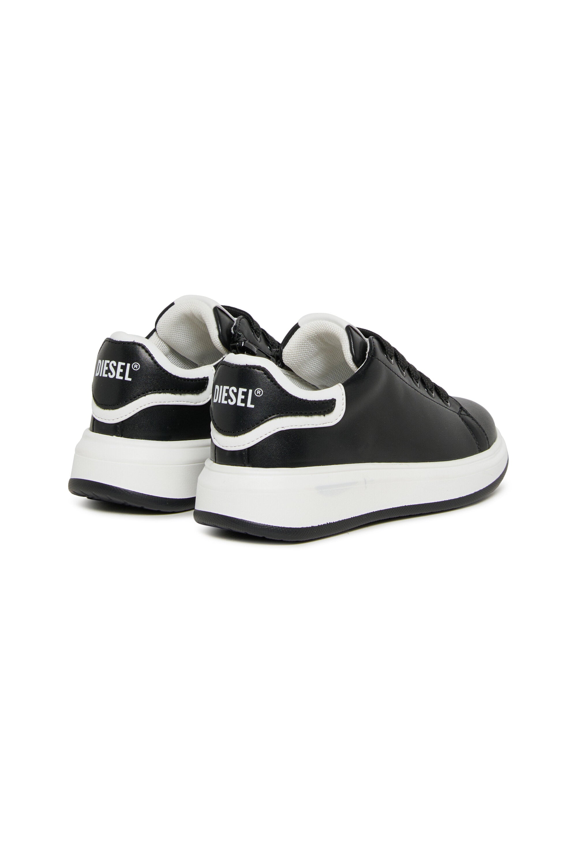 Sneakers with logo