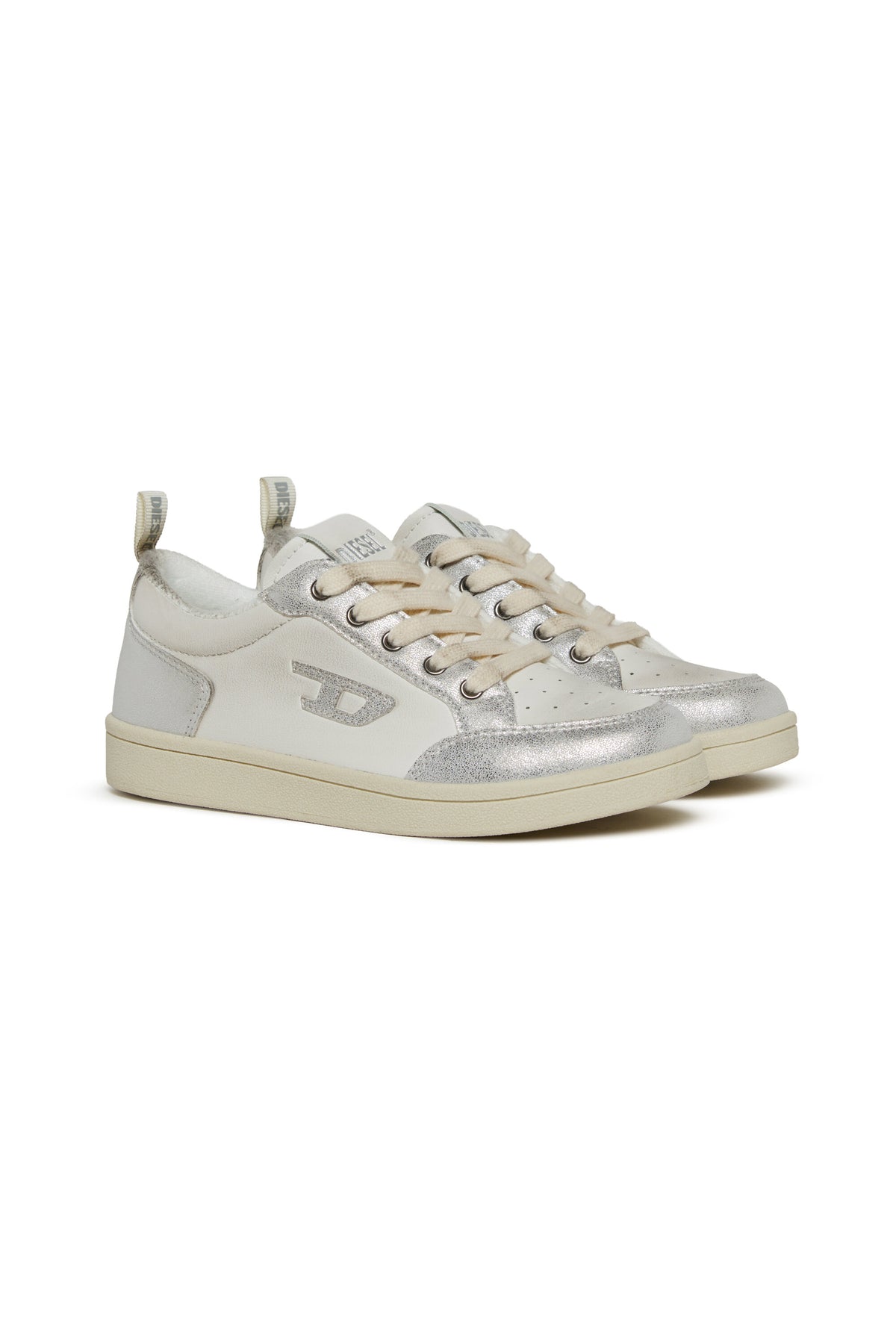 Sneakers with logo