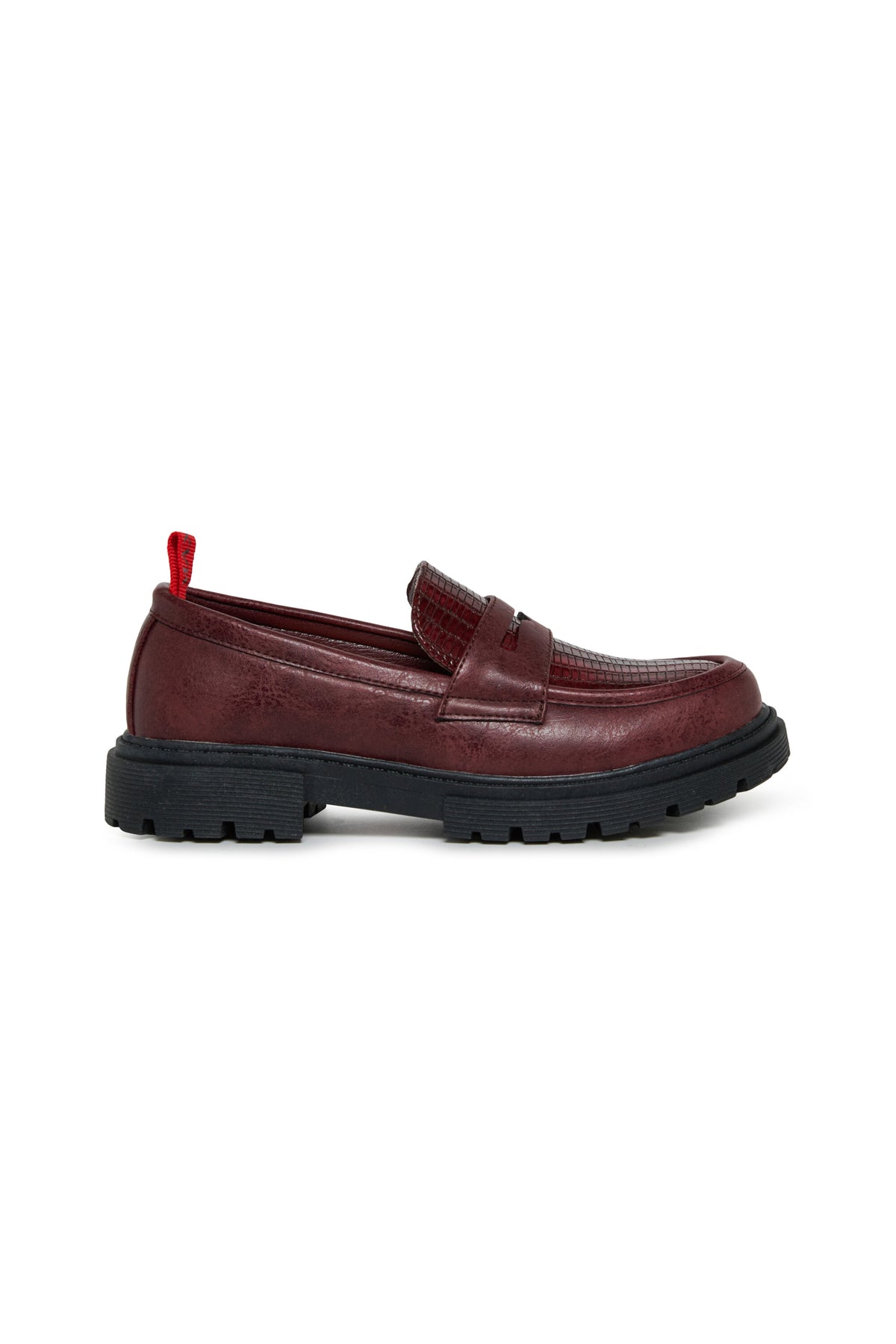 Loafers with lug sole