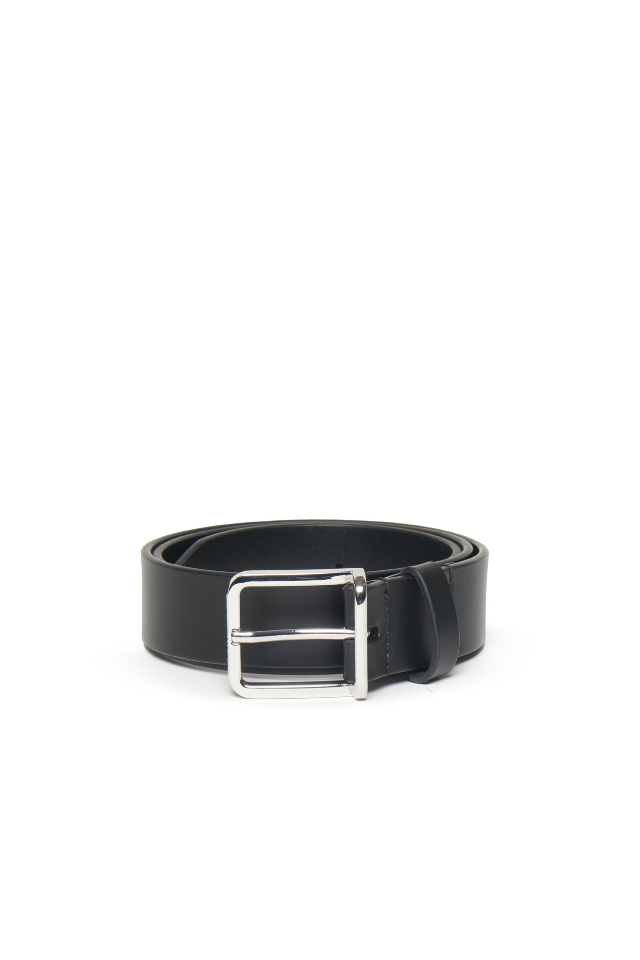 Leather belt with metal buckle 