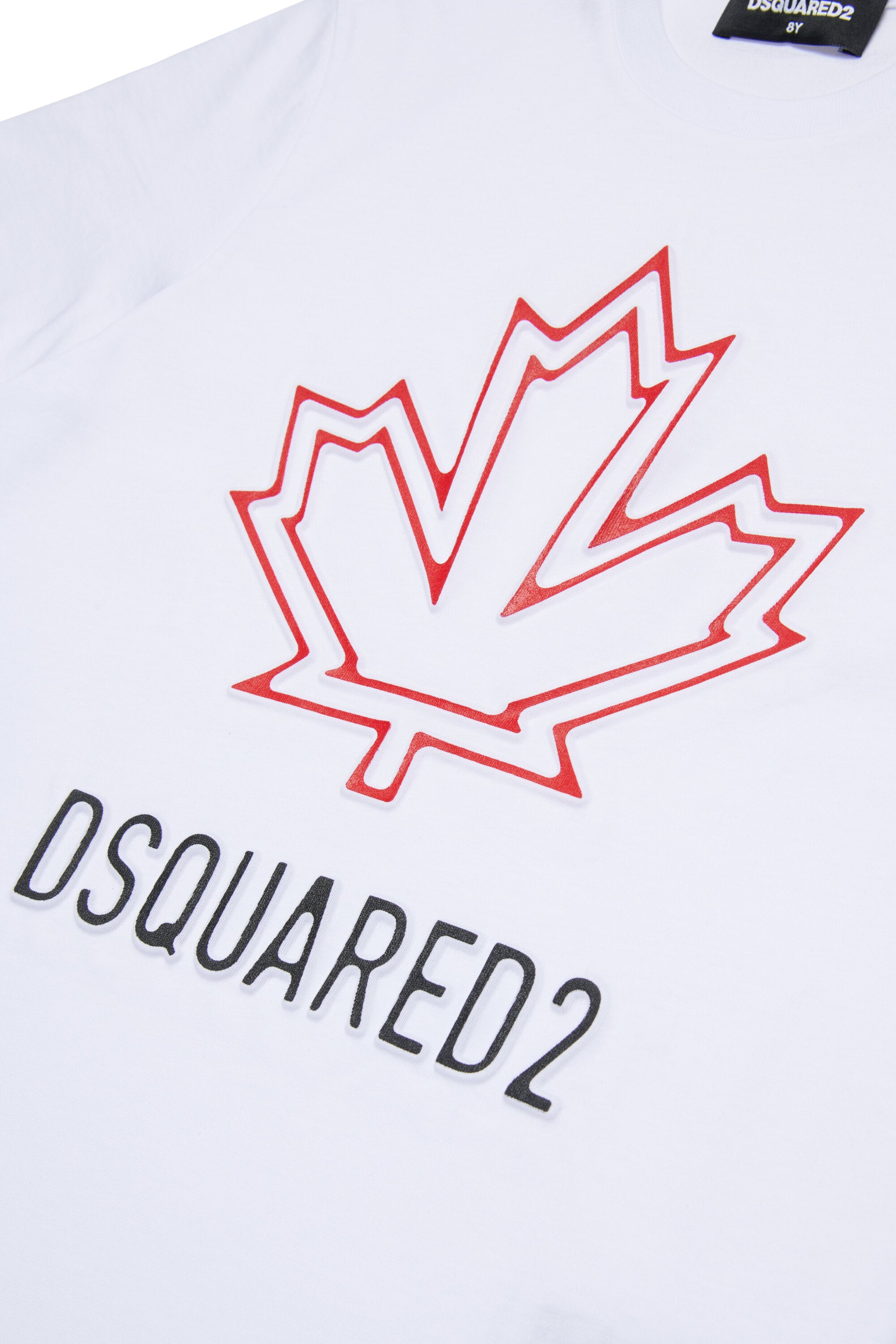 T-shirt with Maple Leaf outline