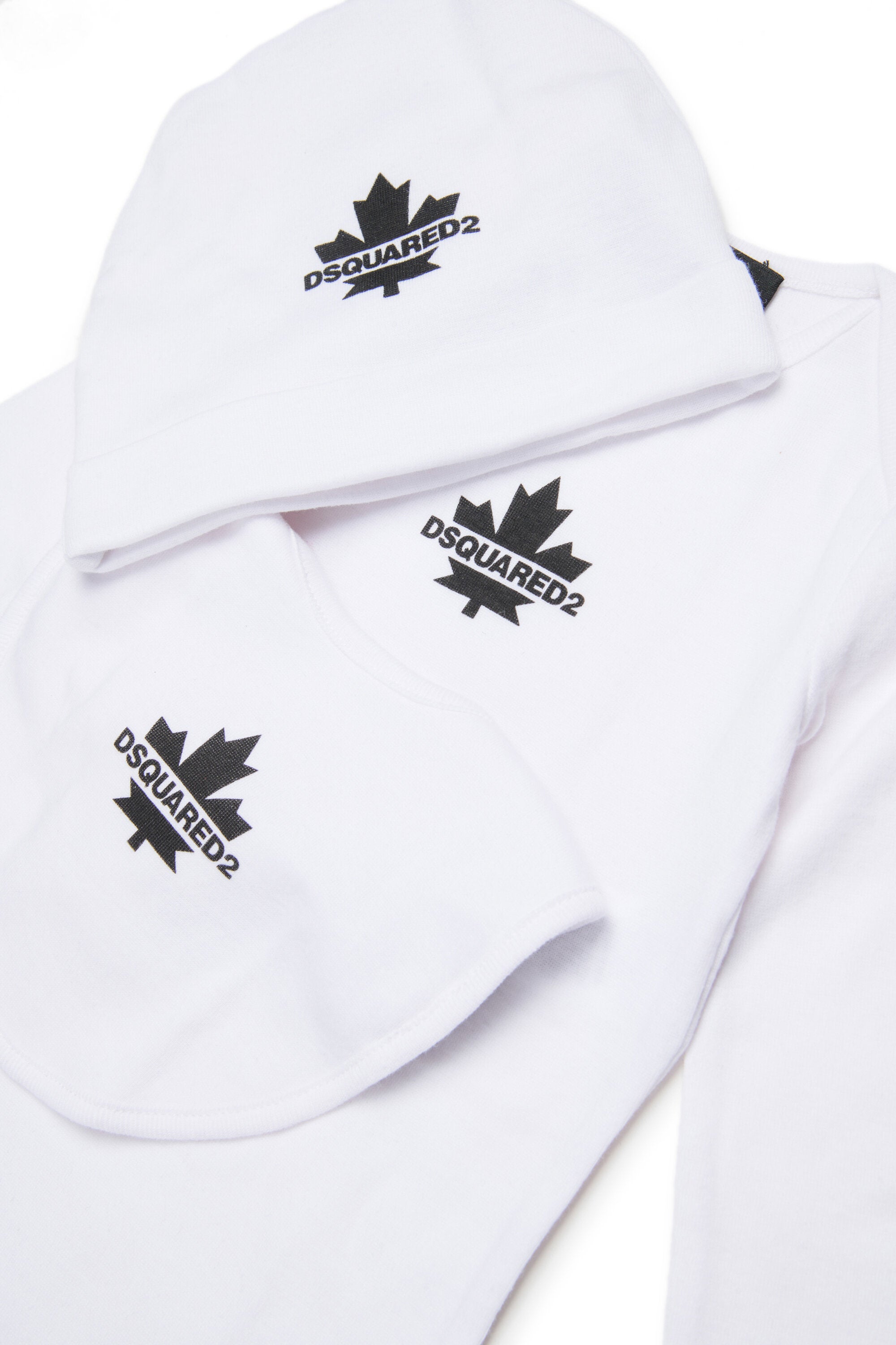 Microcostina birth set with Maple Leaf