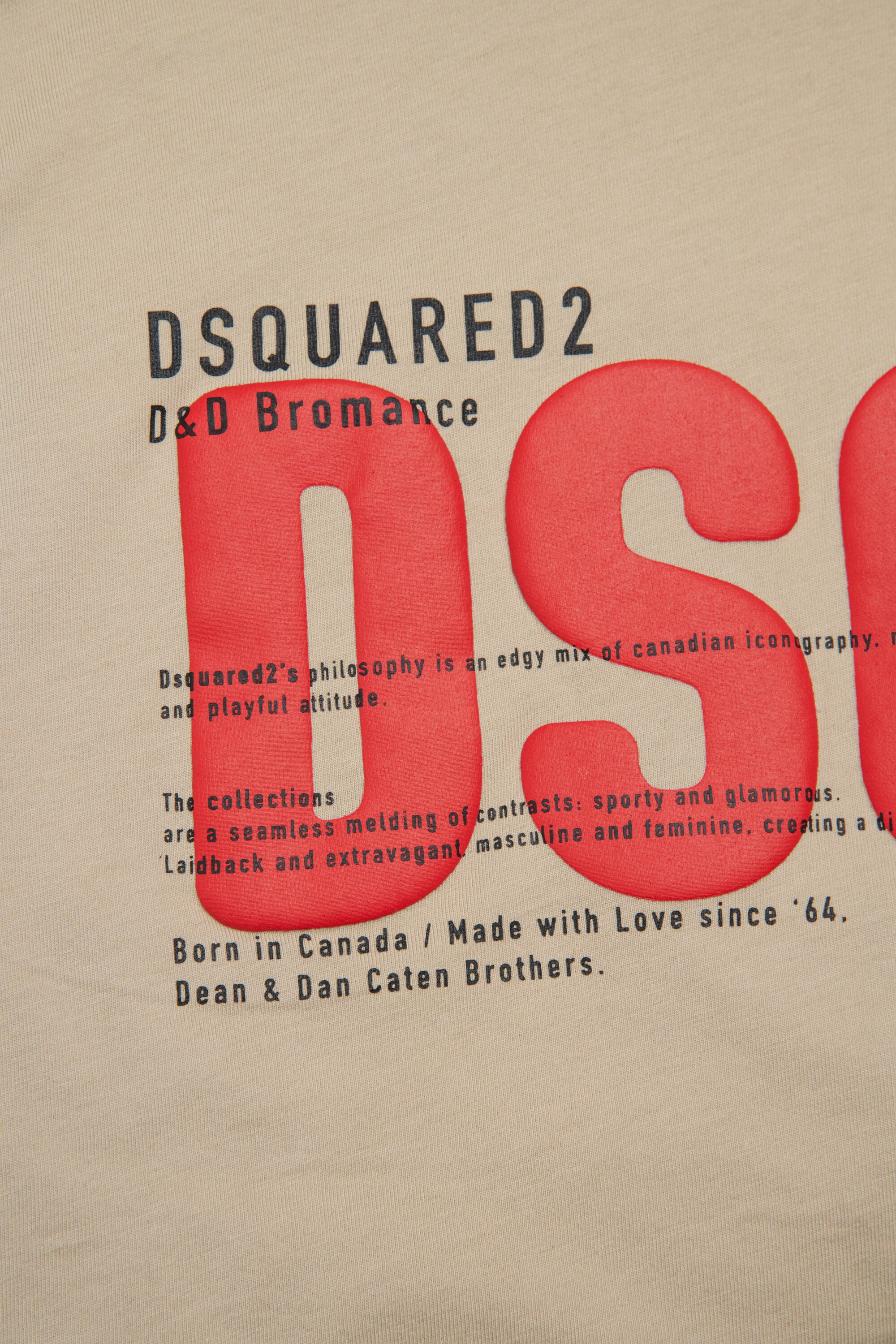 T-shirt with printed DSQ2 logo