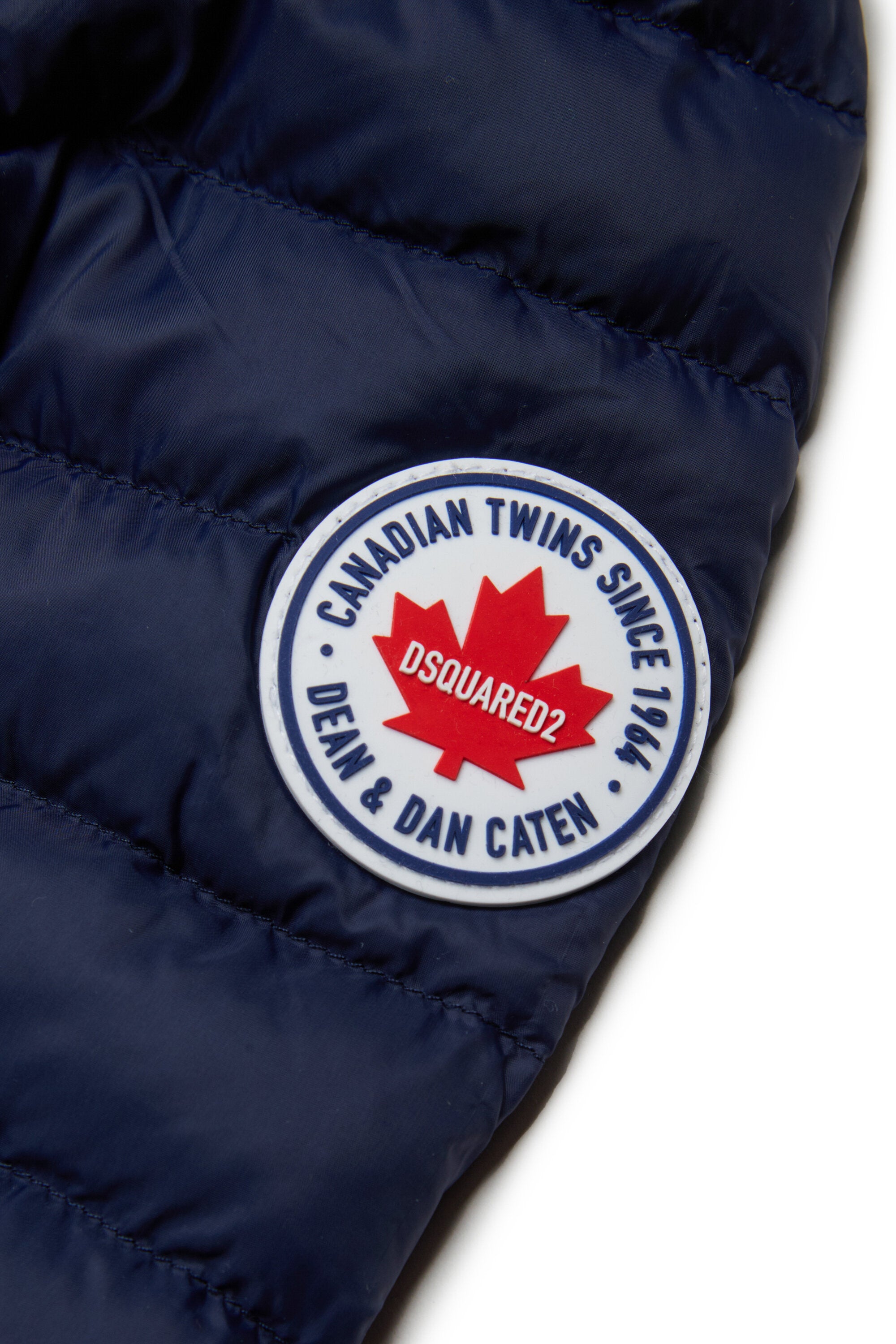 Padded jacket with printed logo