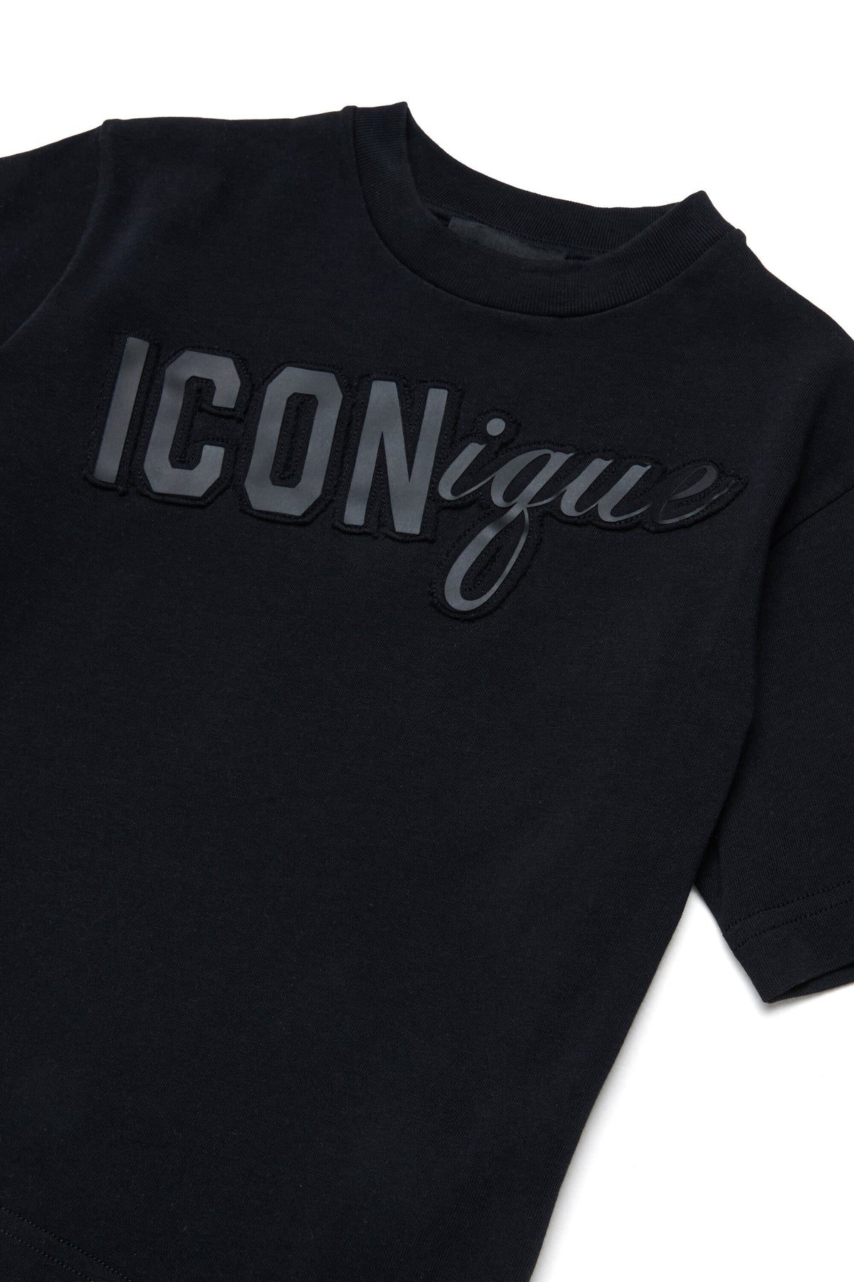 T-shirt with logo