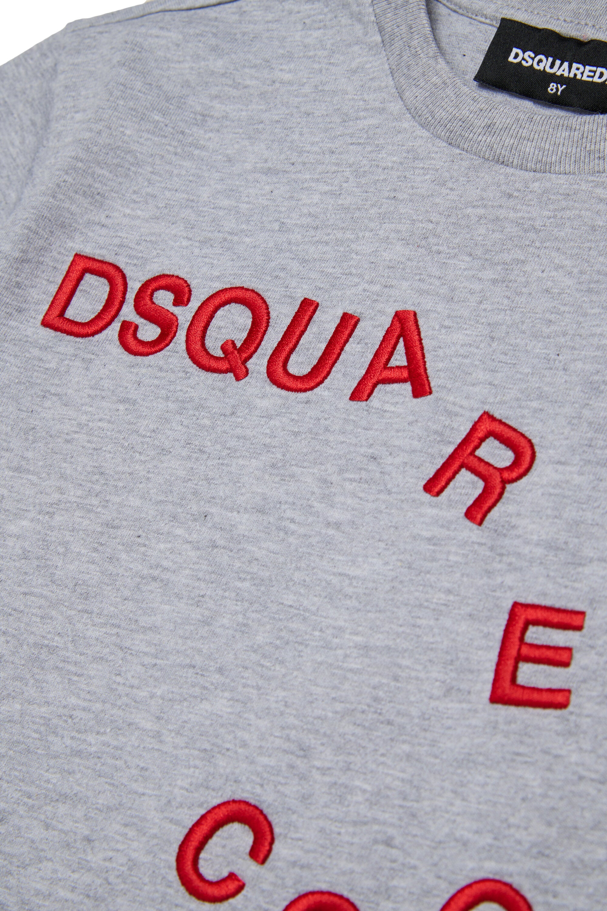 T-shirt with embroidered front logo
